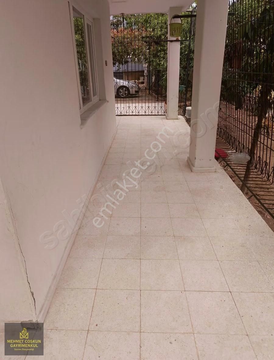 Kurttepe Mahallesi 4+1 Müstakil Kiralık Kombili Daire - Görsel 5