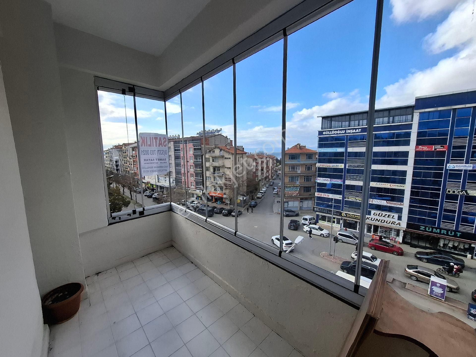 Çarşı Merkezde Satılık 2+1 Daire - Görsel 16