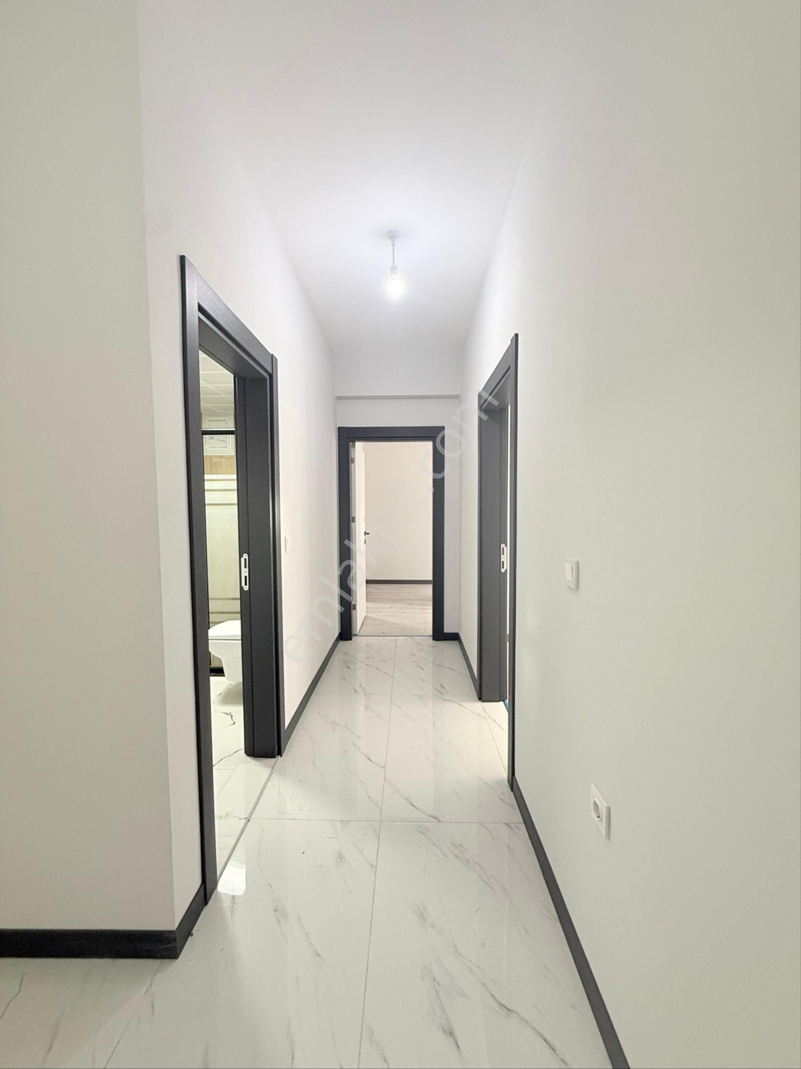 Çerkezköy Okullar Yanı Cadde Cephe 2+1 Sıfır Daire - Görsel 9