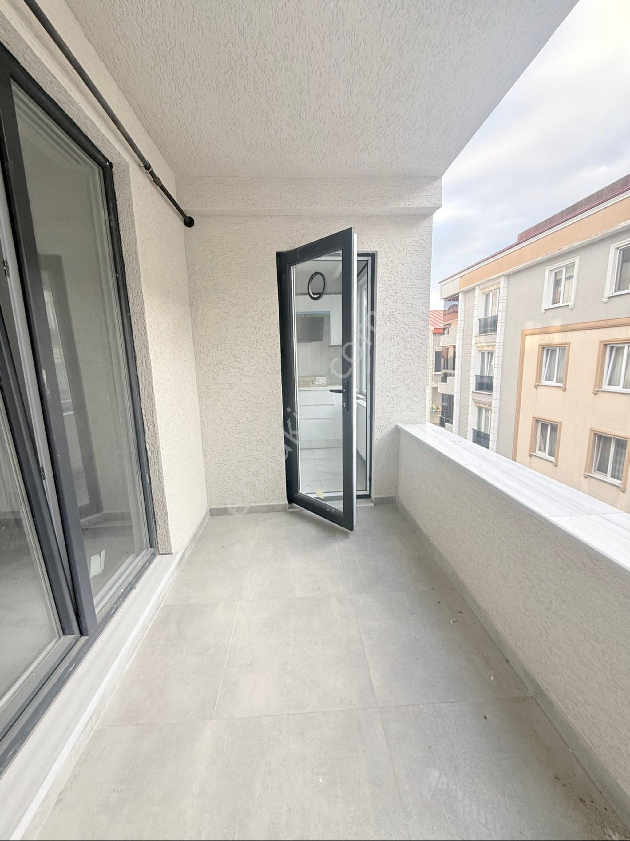 Çerkezköy Okullar Yanı Cadde Cephe 2+1 Sıfır Daire - Görsel 6