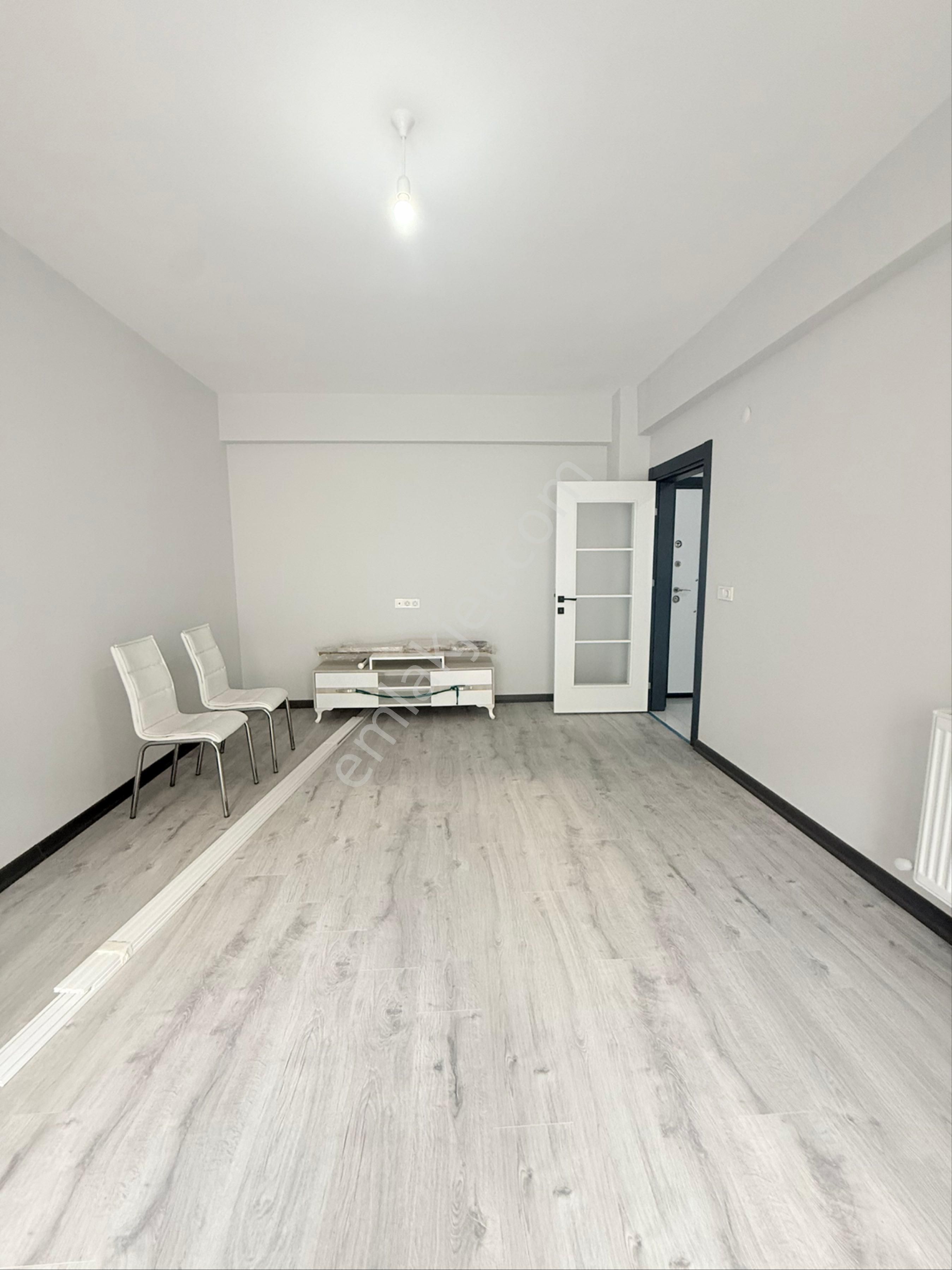 Çerkezköy Okullar Yanı Cadde Cephe 2+1 Sıfır Daire - Görsel 3