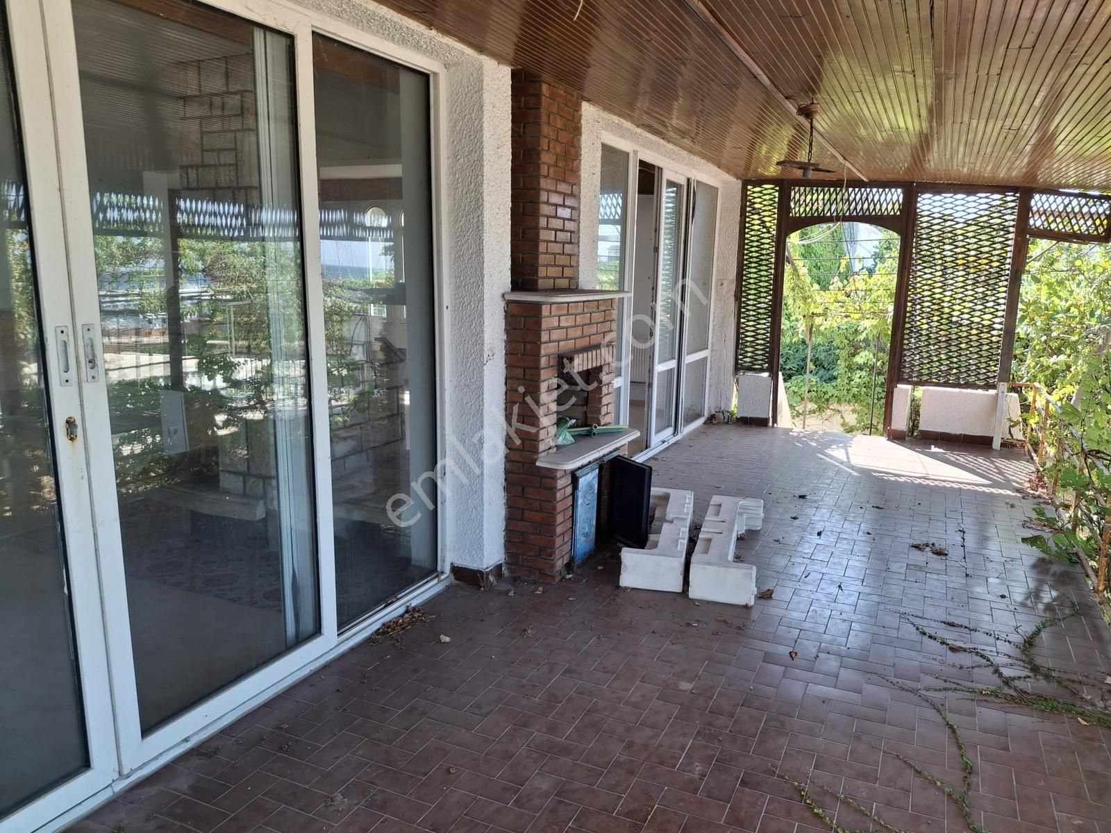 Güzelcede Denize Sıfır Villa Kent Sitesinde İkiz Villa - Görsel 19