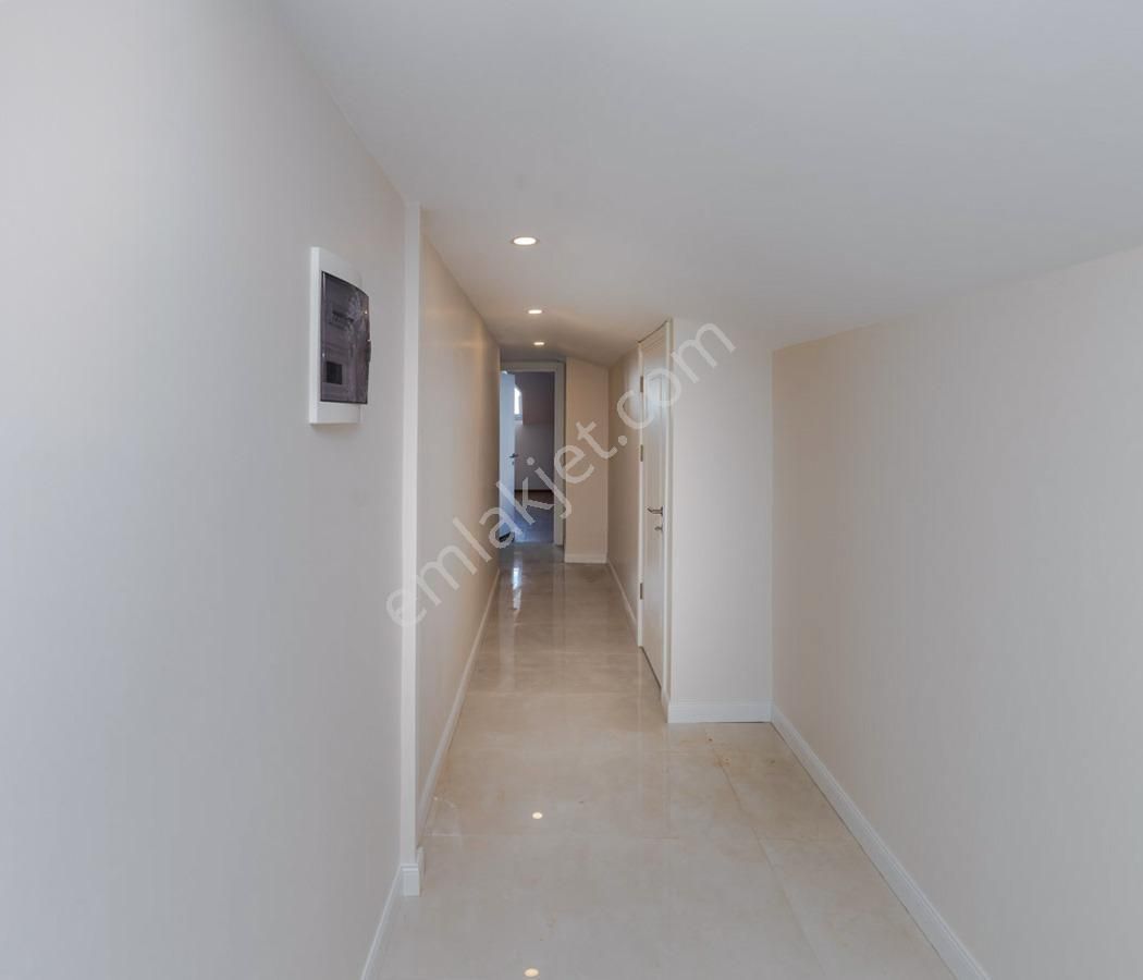 Bahçelievler Merkezde Öğretmenler Evi Yakını 5+2 Sıfır Bina - Görsel 21