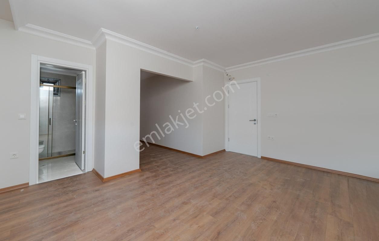 Bahçelievler Merkezde Öğretmenler Evi Yakını 5+2 Sıfır Bina - Görsel 18