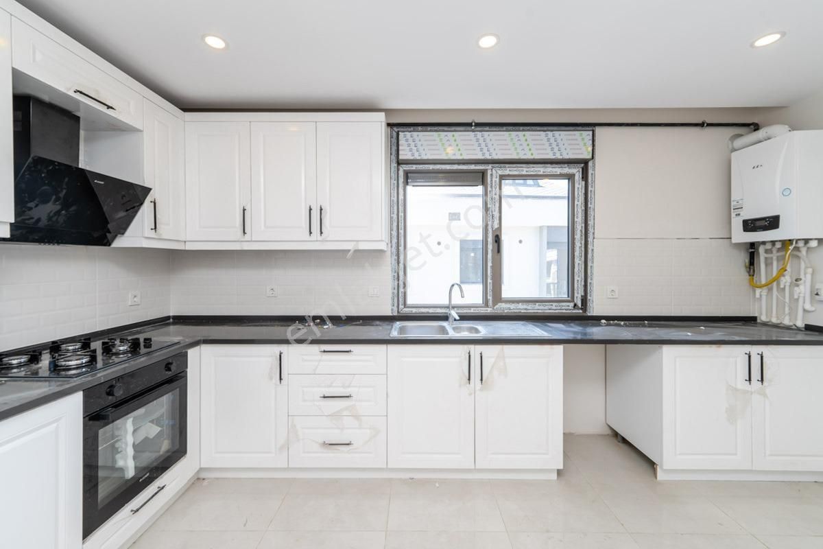 Bahçelievler Merkezde Öğretmenler Evi Yakını 5+2 Sıfır Bina - Görsel 4