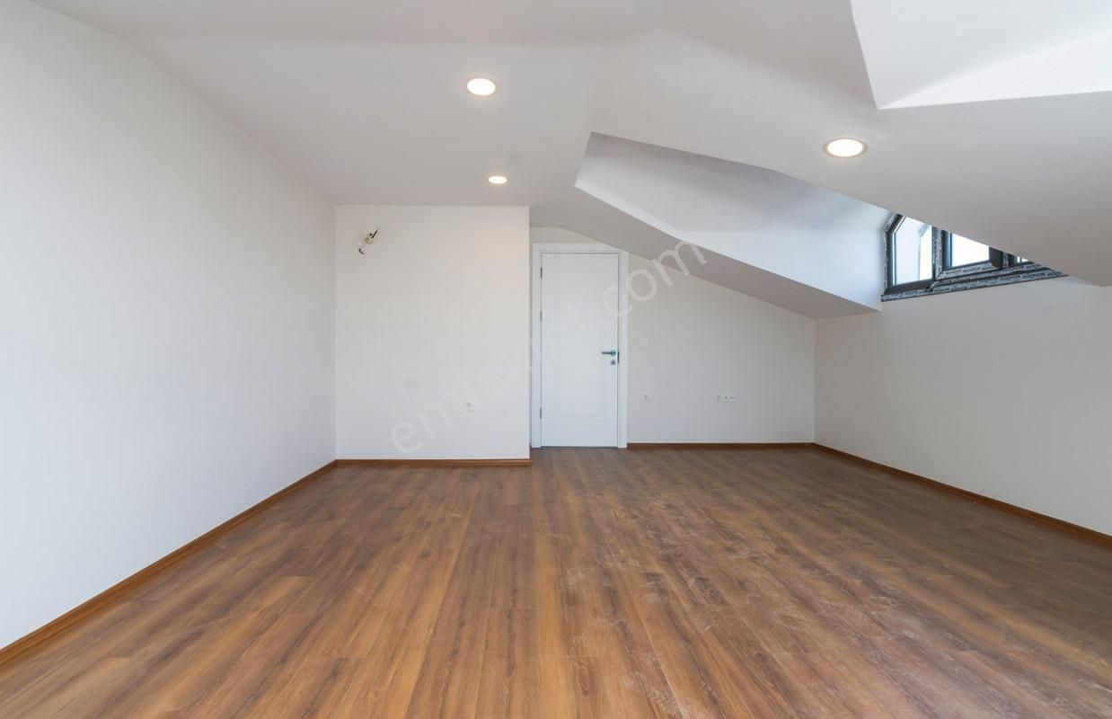 Bahçelievler Merkezde Öğretmenler Evi Yakını 5+2 Sıfır Bina - Görsel 28