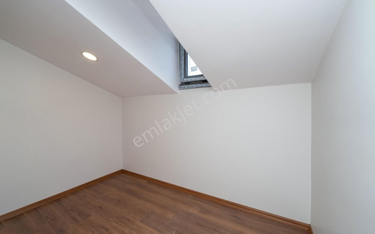 Bahçelievler Merkezde Öğretmenler Evi Yakını 5+2 Sıfır Bina - Görsel 22