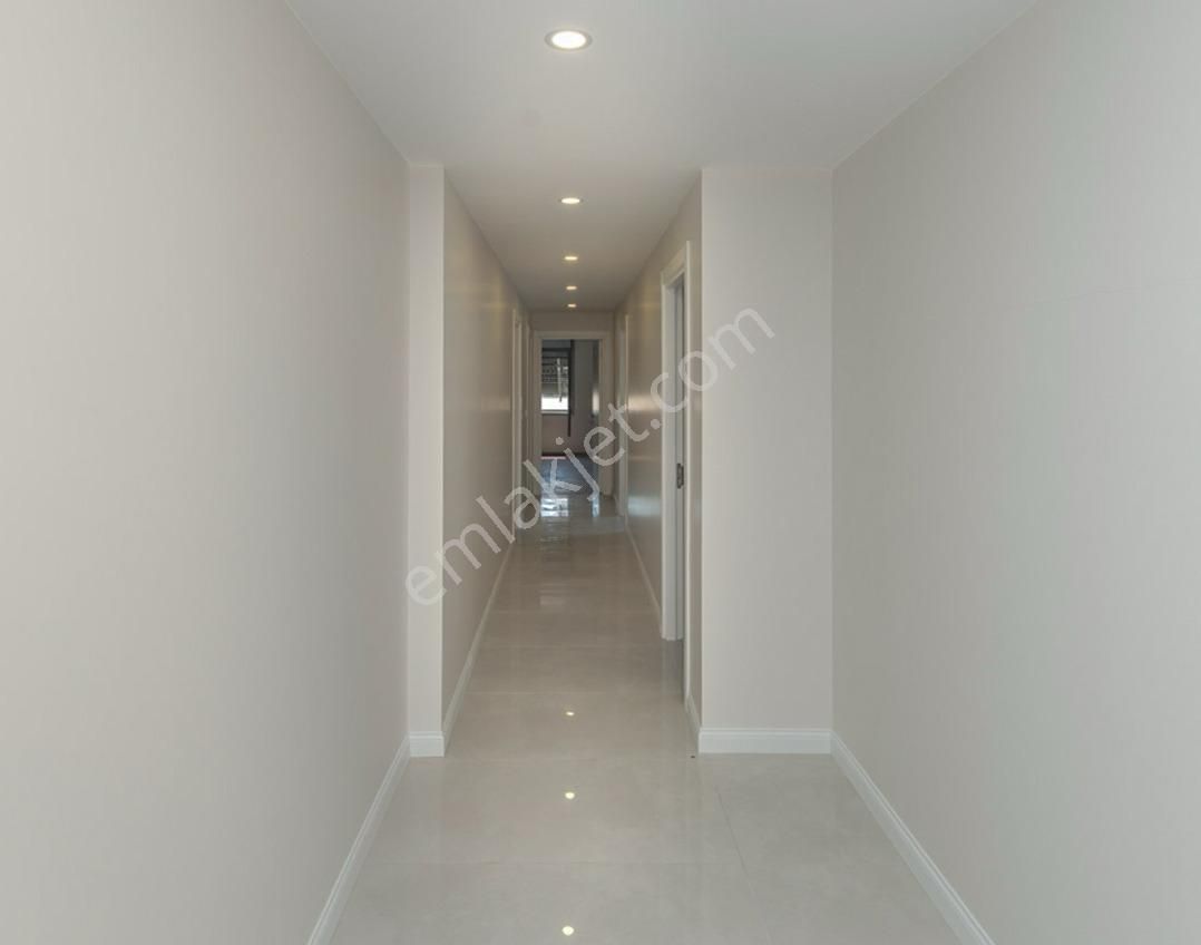 Bahçelievler Merkezde Öğretmenler Evi Yakını 5+2 Sıfır Bina - Görsel 16