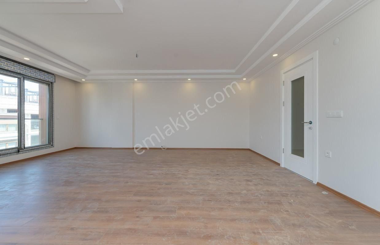 Bahçelievler Merkezde Öğretmenler Evi Yakını 5+2 Sıfır Bina - Görsel 6