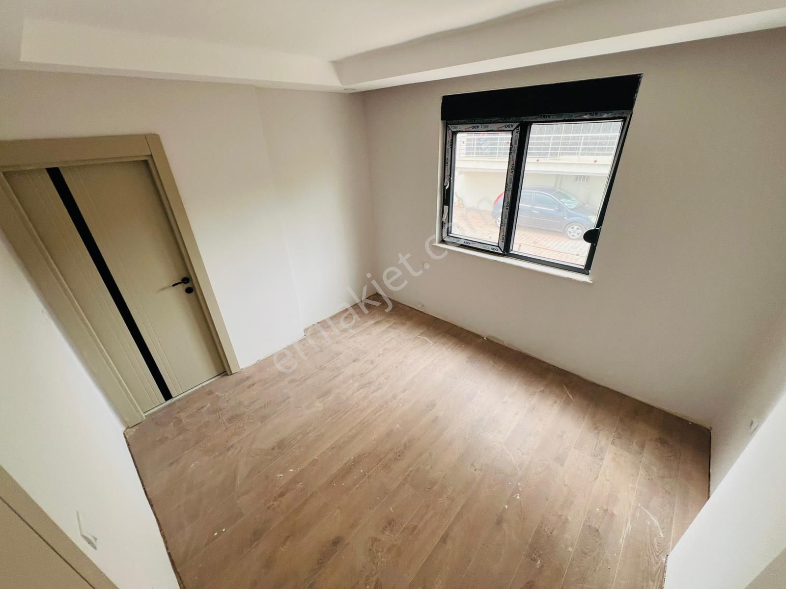 Fevziçakmakta Sıfır Ayrı Mutfaklı Ebeveyn Banyolu Katta 1+1 - Görsel 11