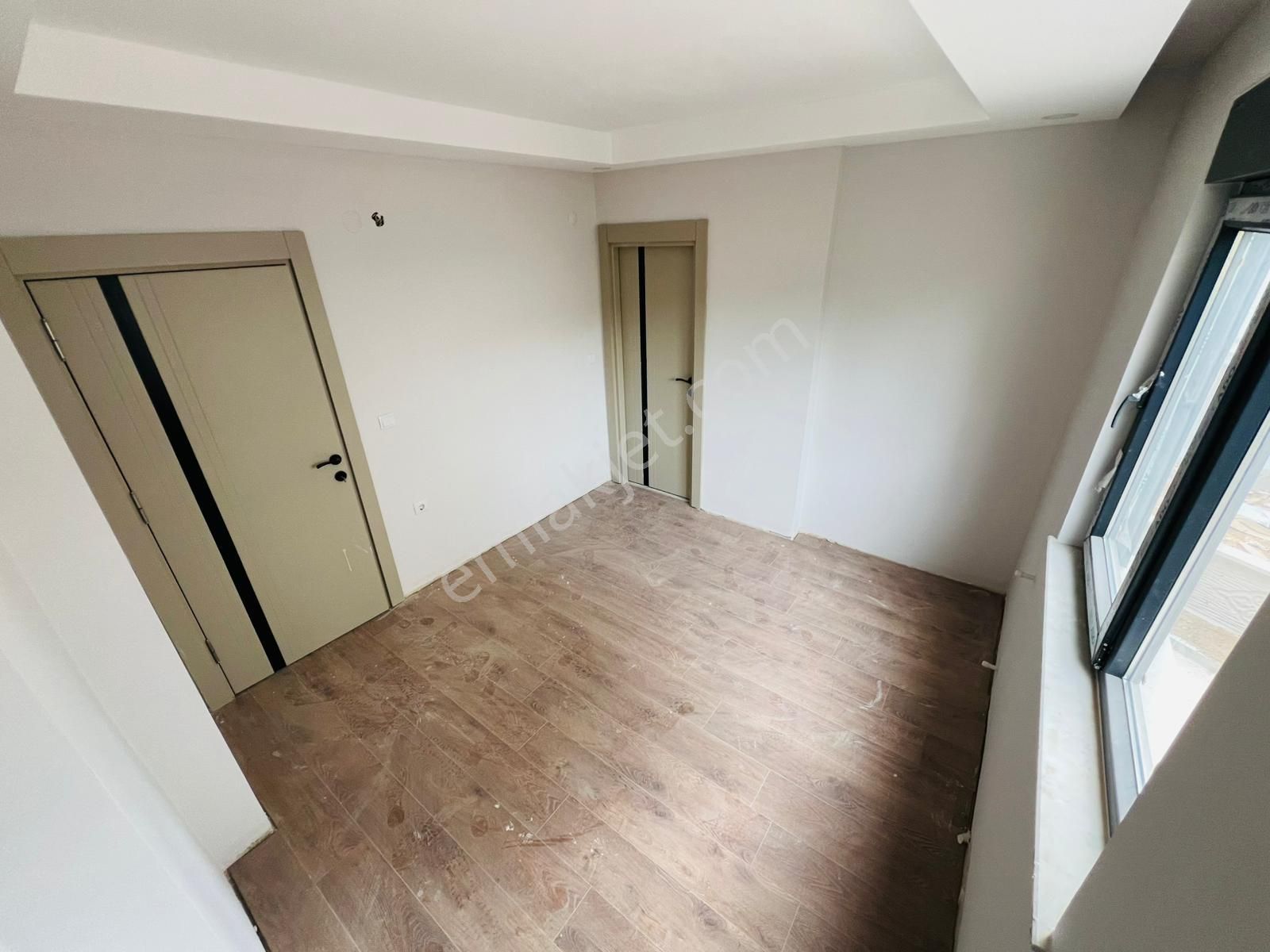 Fevziçakmakta Sıfır Ayrı Mutfaklı Ebeveyn Banyolu Katta 1+1 - Görsel 14