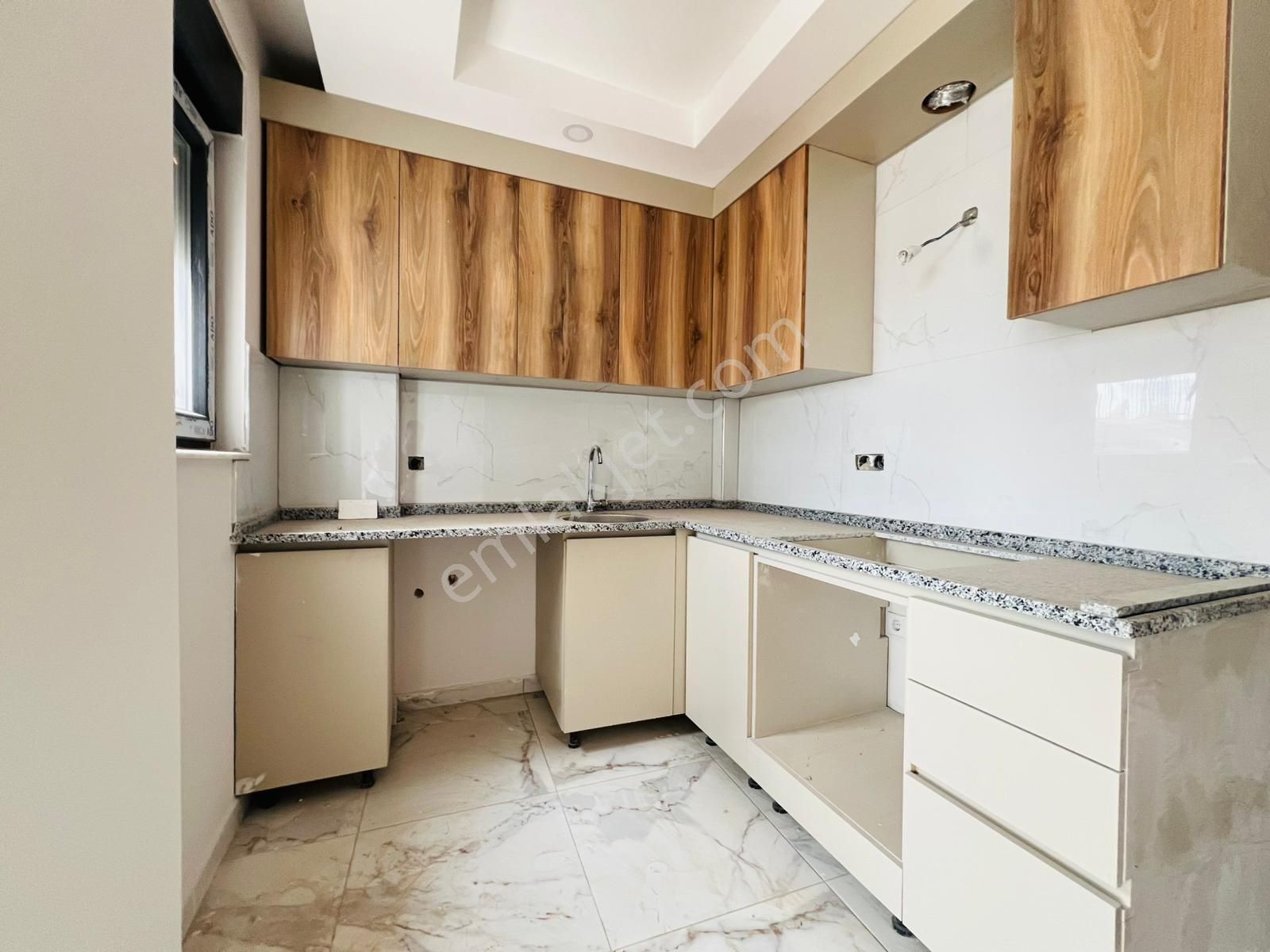 Fevziçakmakta Sıfır Ayrı Mutfaklı Ebeveyn Banyolu Katta 1+1 - Görsel 5