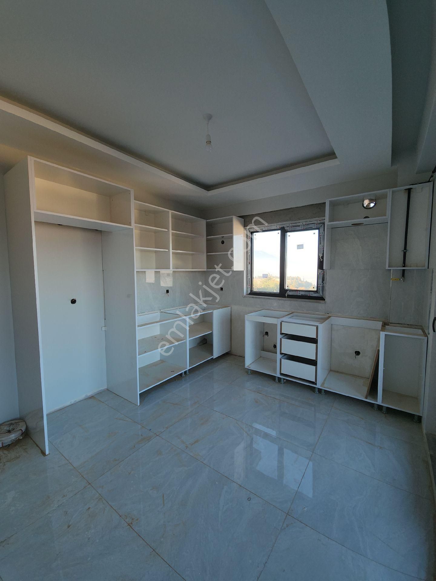 Go - Max Dan Kestelde Şehrin Kötü Havasından Uzak Manzarali Kesinlikle Görülmeye Değer - Görsel 11