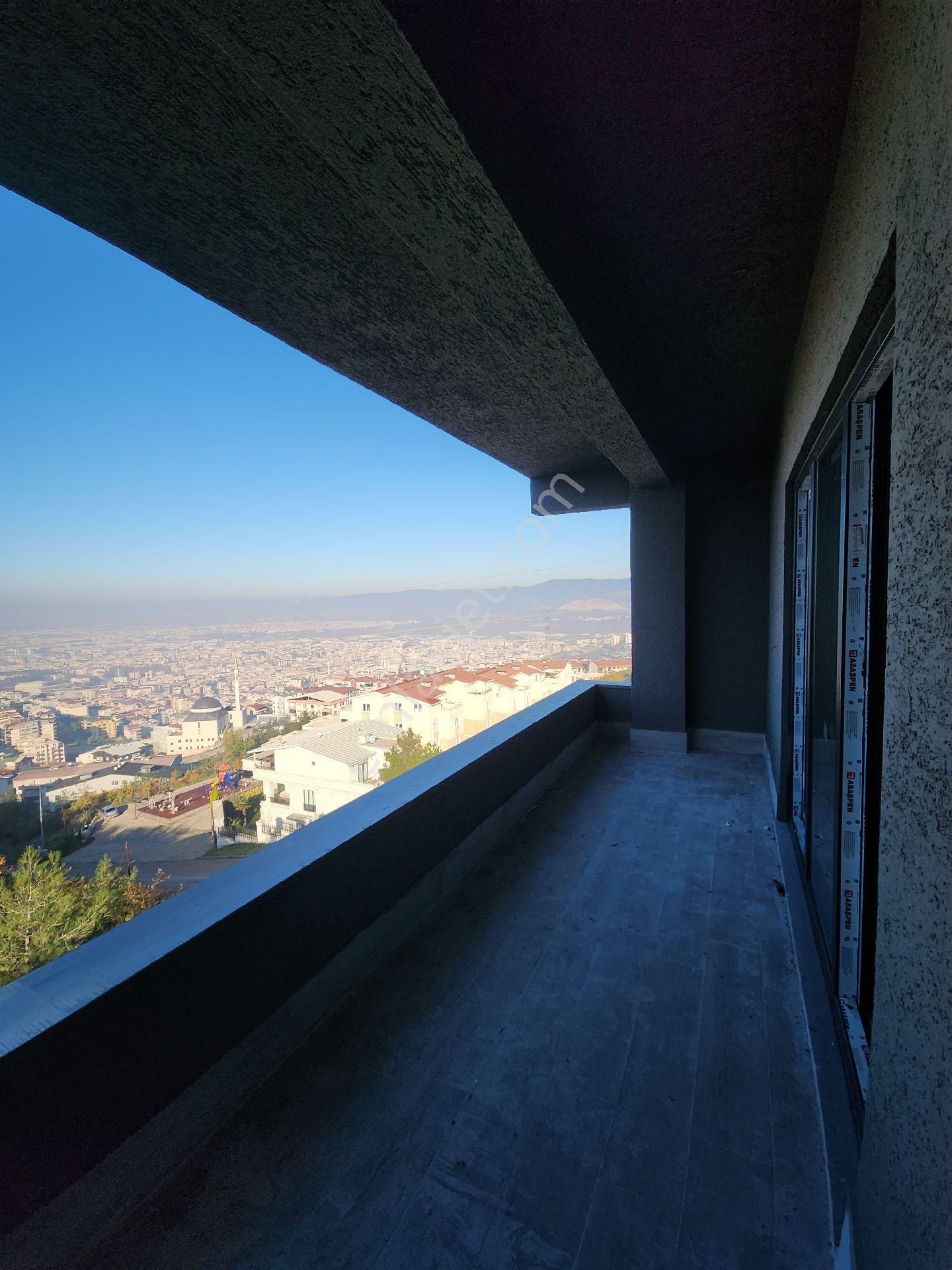 Go - Max Dan Kestelde Şehrin Kötü Havasından Uzak Manzarali Kesinlikle Görülmeye Değer - Görsel 9