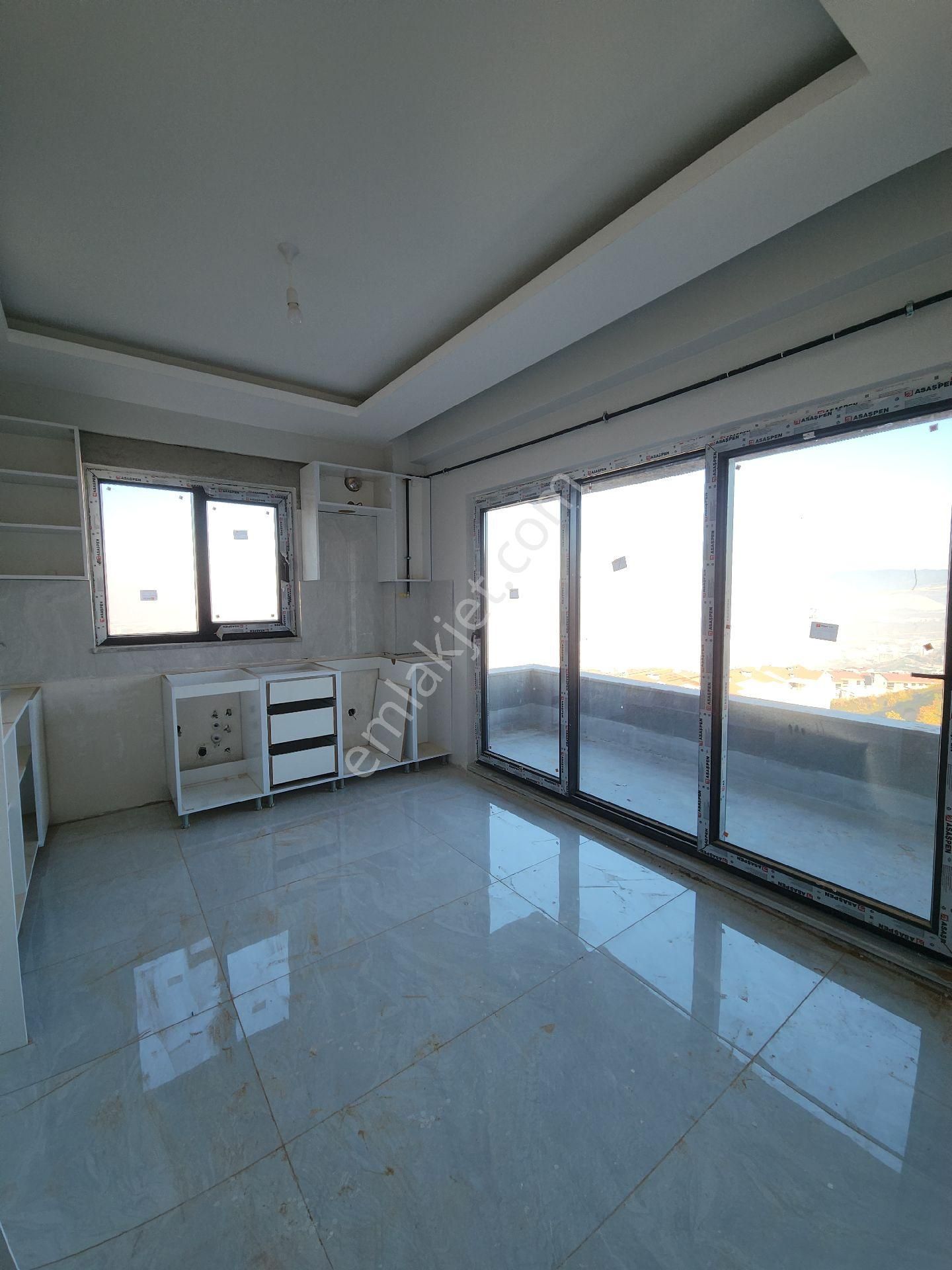 Go - Max Dan Kestelde Şehrin Kötü Havasından Uzak Manzarali Kesinlikle Görülmeye Değer - Görsel 10