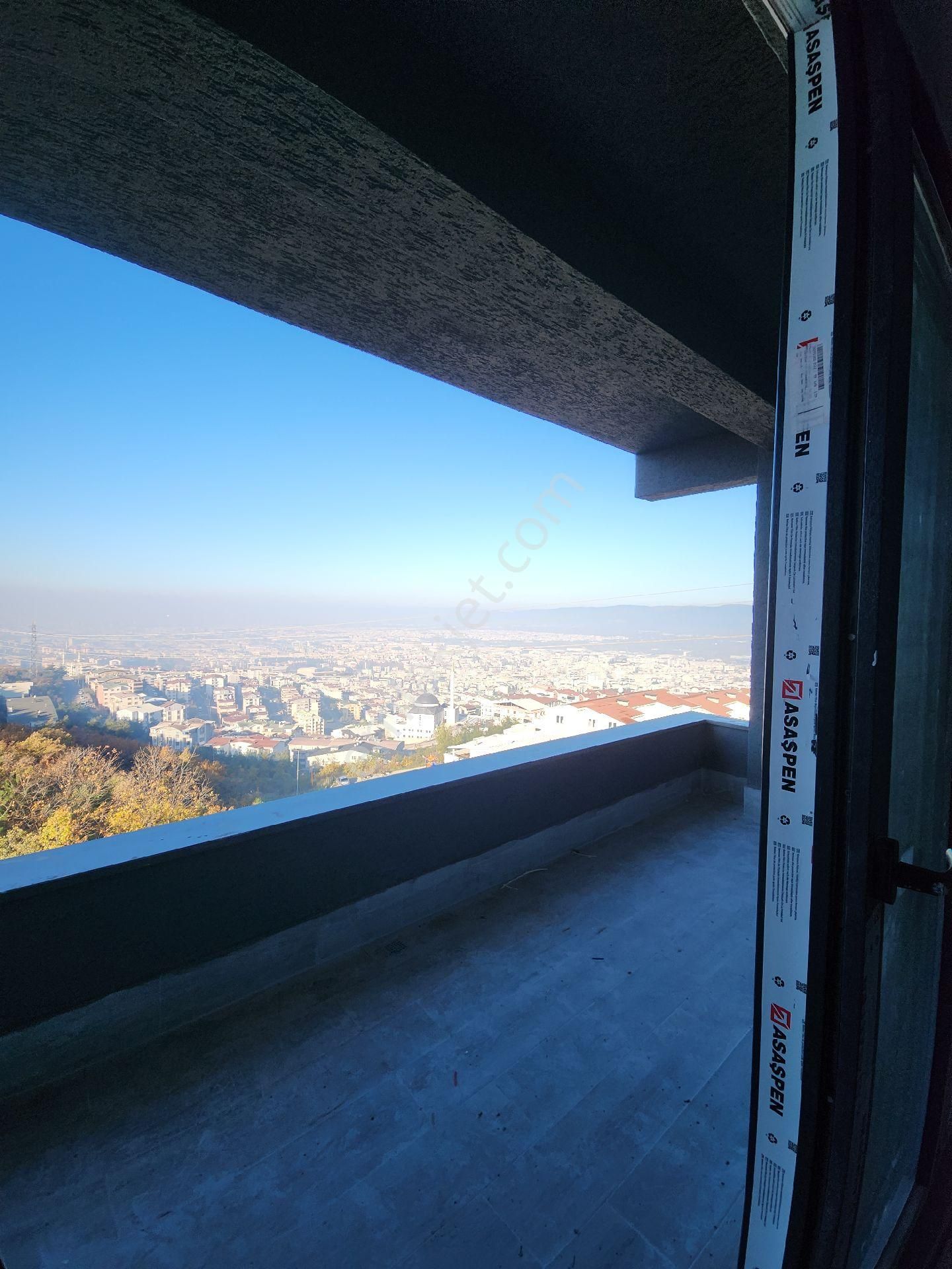 Go - Max Dan Kestelde Şehrin Kötü Havasından Uzak Manzarali Kesinlikle Görülmeye Değer - Görsel 8