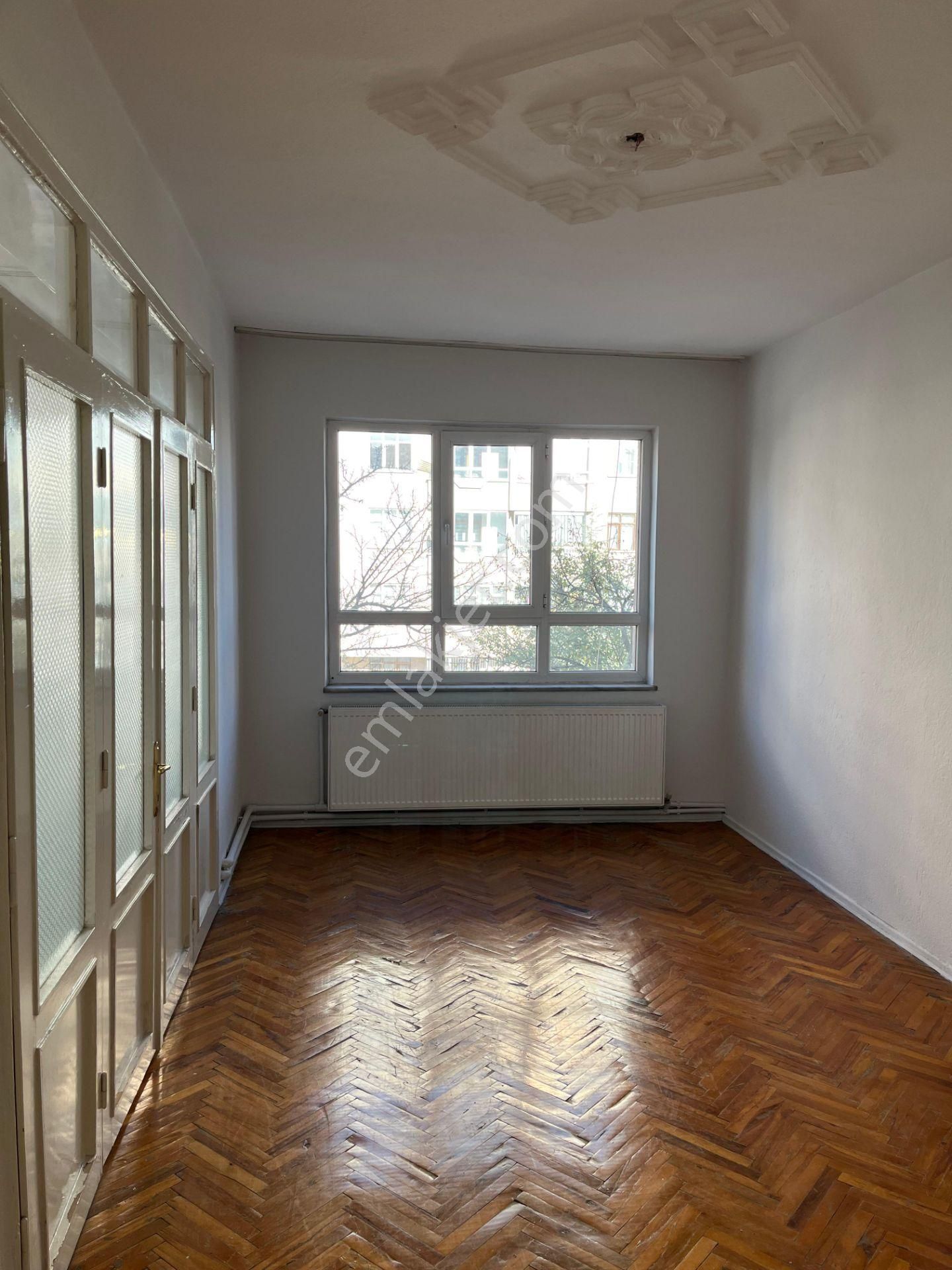 İsa Kavak Gayrimenkul’den Fatih Mahallesi’nde Kombili 3+1 Kiralık Daire - Görsel 2