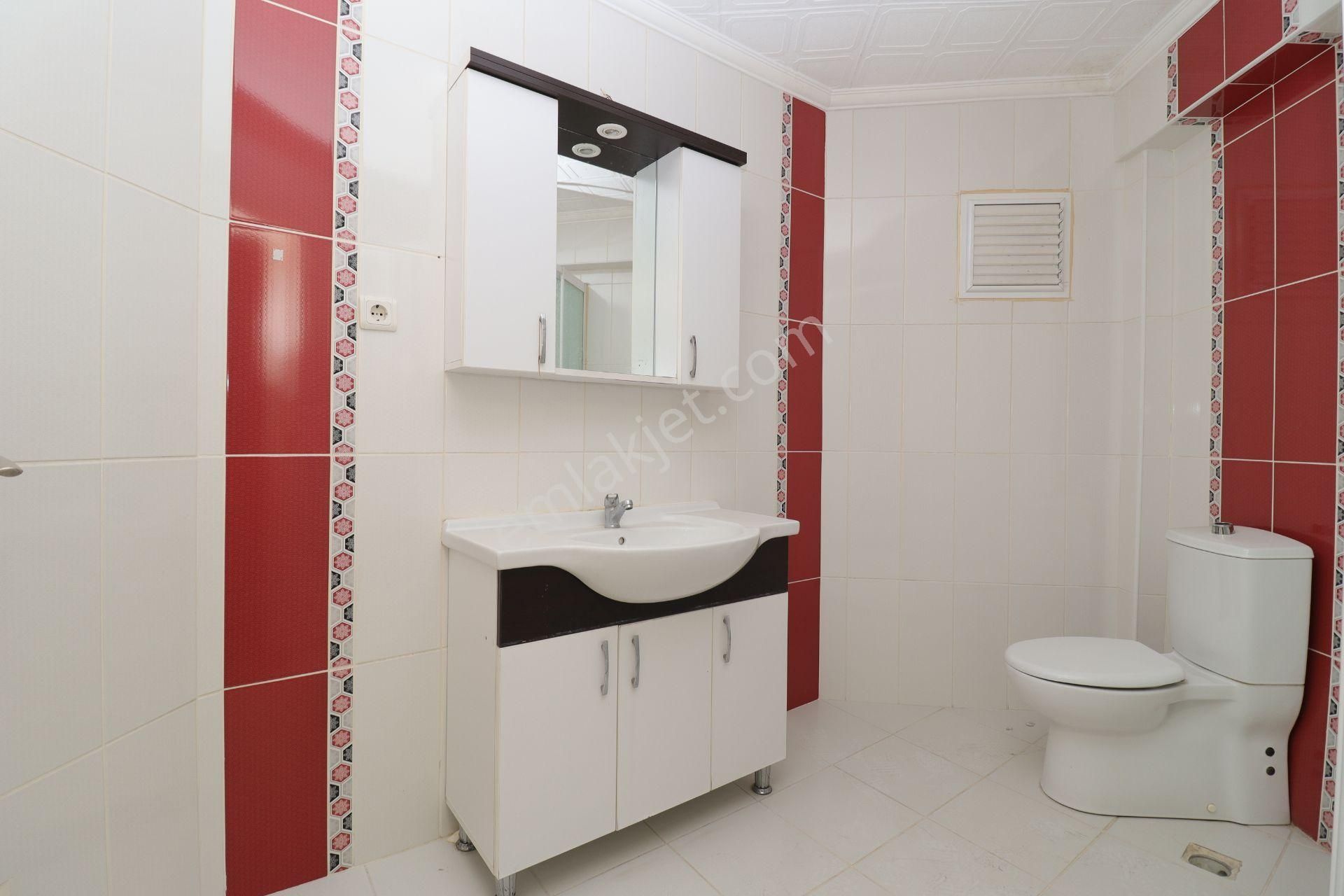 Akif'ten Elvankentte *asansörlü* Sitede Arakatta 3+1 *boş* Daire - Görsel 22