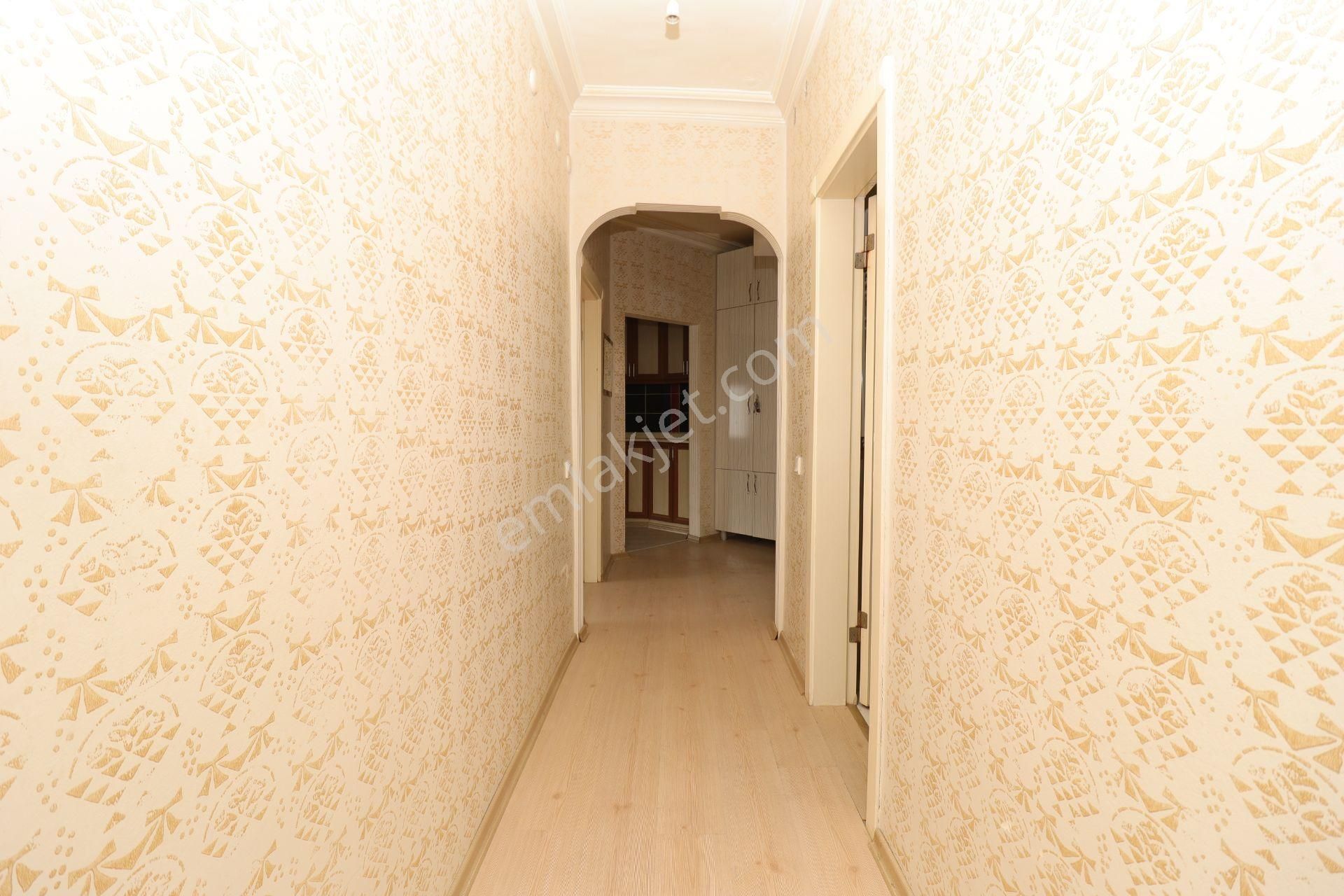 Akif'ten Elvankentte *asansörlü* Sitede Arakatta 3+1 *boş* Daire - Görsel 17