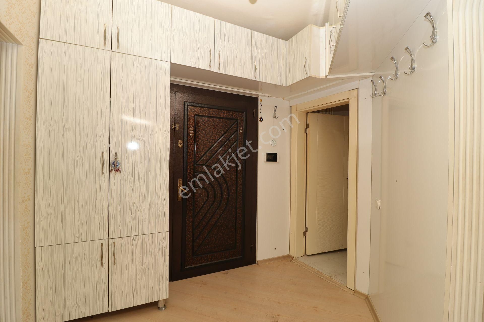 Akif'ten Elvankentte *asansörlü* Sitede Arakatta 3+1 *boş* Daire - Görsel 8