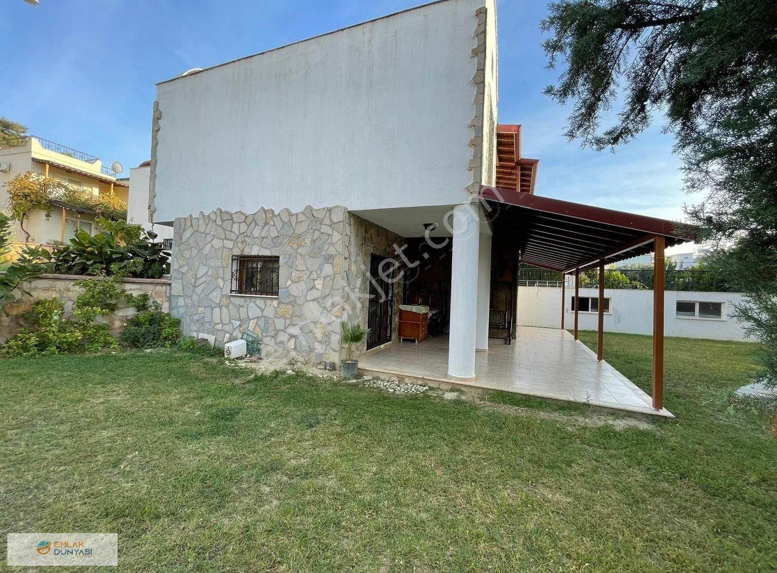 Soğucakta Havuzlu Sitede 3+1 Geniş Müstakil Bahçeli Villa - Görsel 29