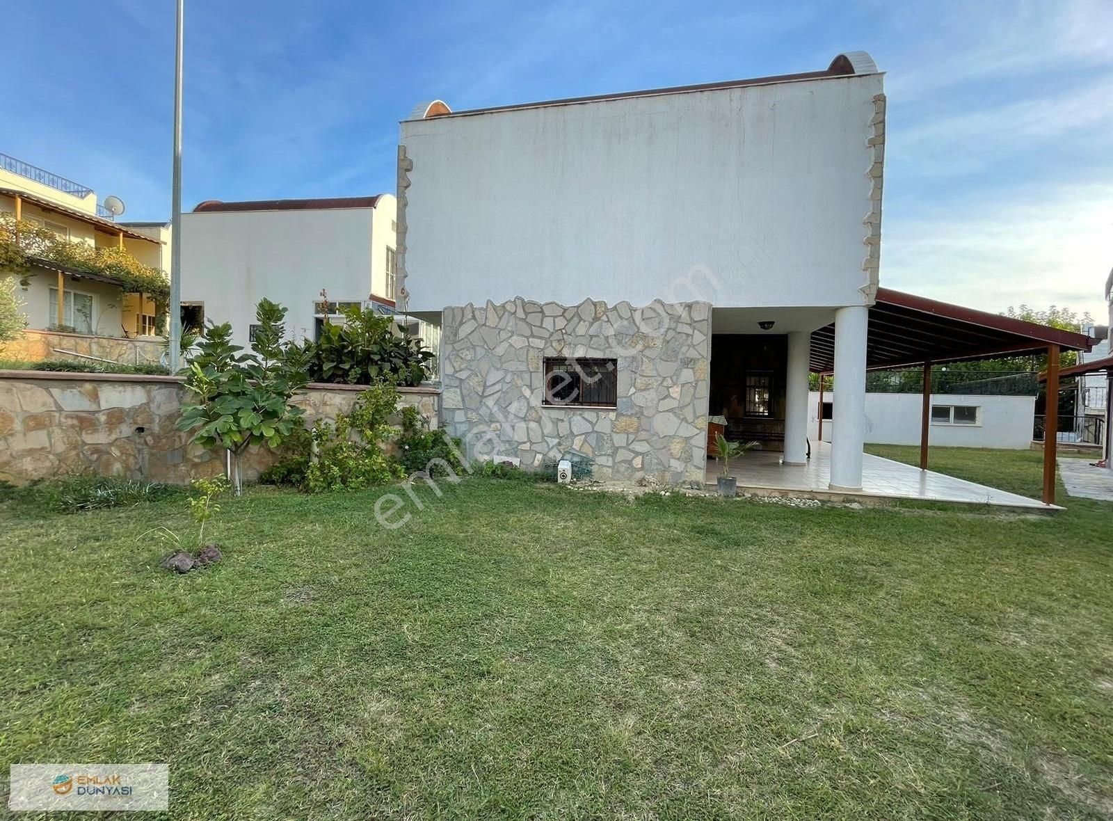 Soğucakta Havuzlu Sitede 3+1 Geniş Müstakil Bahçeli Villa - Görsel 31