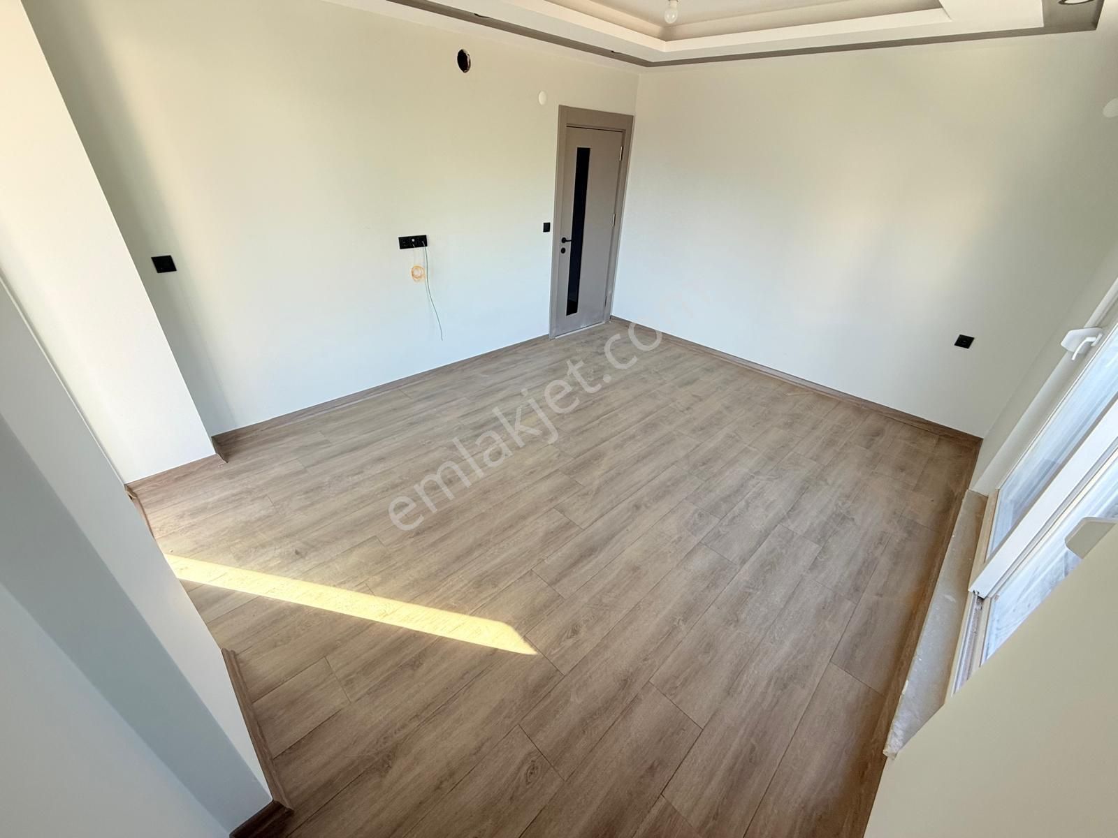 Varsak Aydoğmuşta Lüks Geniş Sıfır Yüksek Kredili 3+1 - Görsel 2