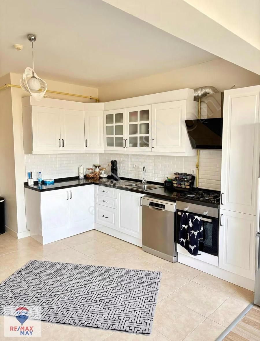 Güneypark1 Sitesinde Büyük Tip Yüksek Katta Satılık 3+1 Daire - Görsel 23