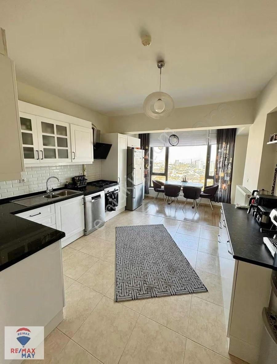 Güneypark1 Sitesinde Büyük Tip Yüksek Katta Satılık 3+1 Daire - Görsel 15