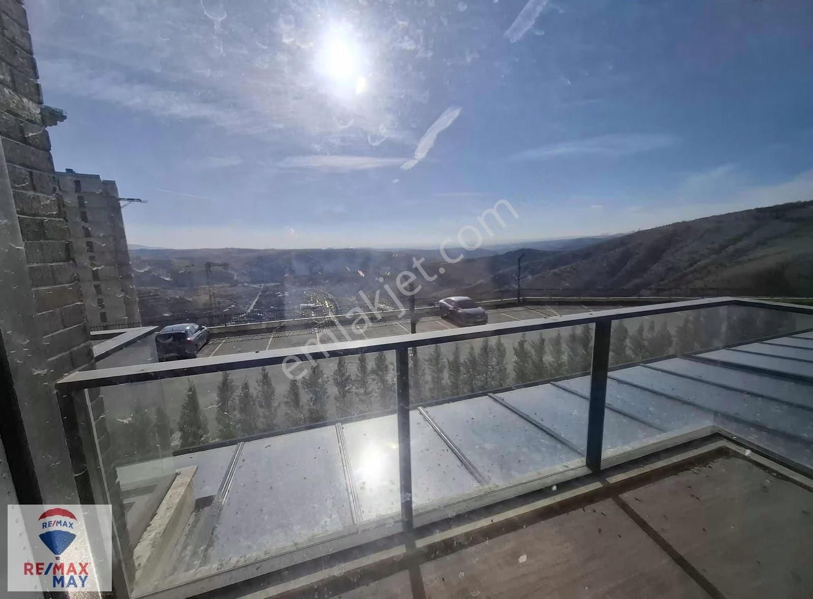 Oksijen Oran K2blok Vadi Cepheli Satılık 2+1 Daire (kdv Avantaj)