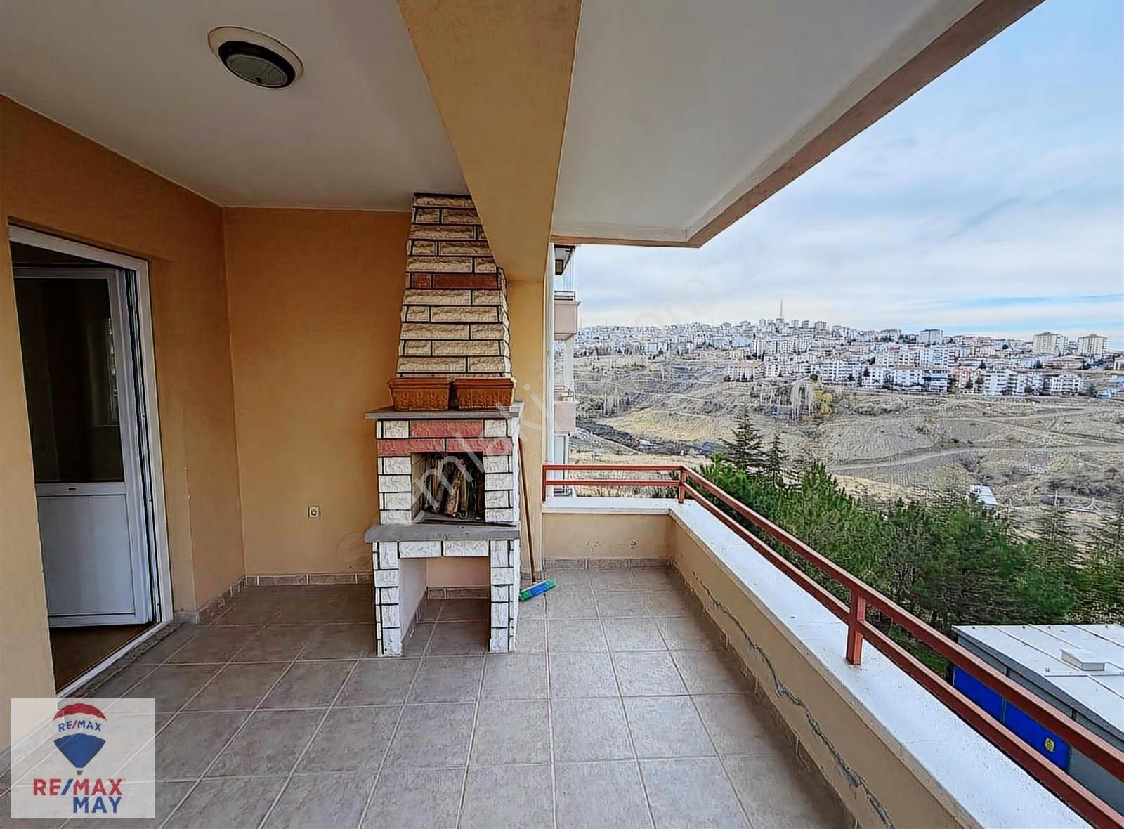 Yukarı Dikmen Mahallesinde 3+1 Satılık Daire - Görsel 10