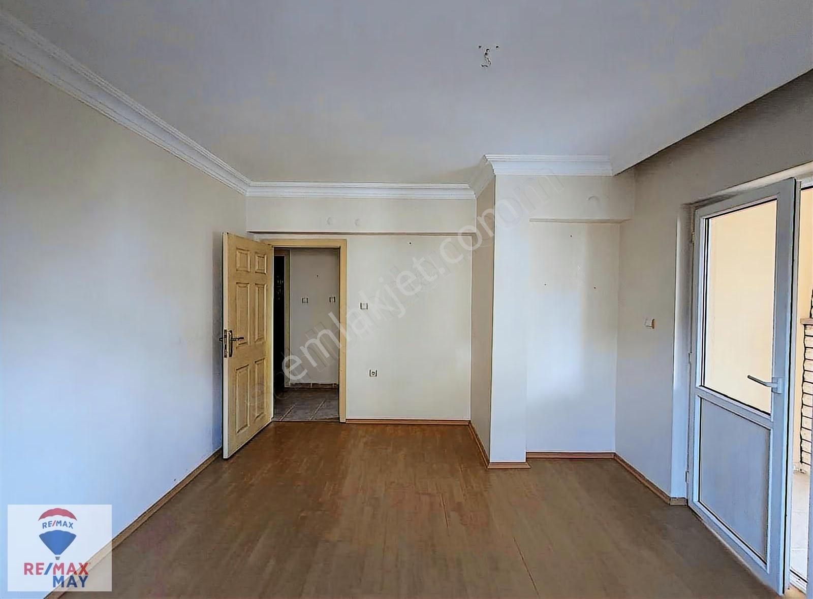 Yukarı Dikmen Mahallesinde 3+1 Satılık Daire - Görsel 24