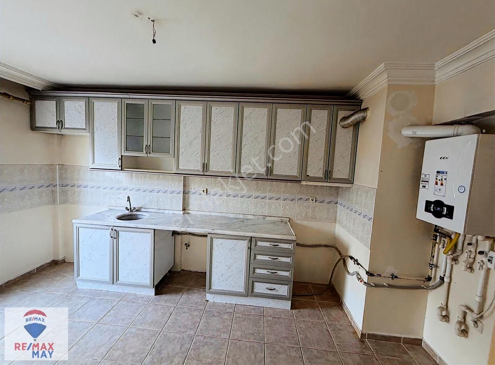 Yukarı Dikmen Mahallesinde 3+1 Satılık Daire - Görsel 19