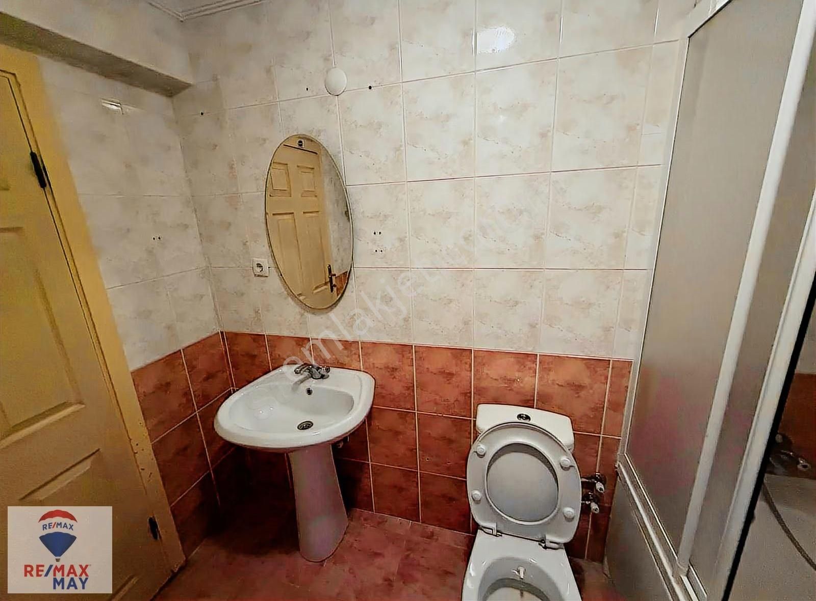 Yukarı Dikmen Mahallesinde 3+1 Kiralık Daire - Görsel 5