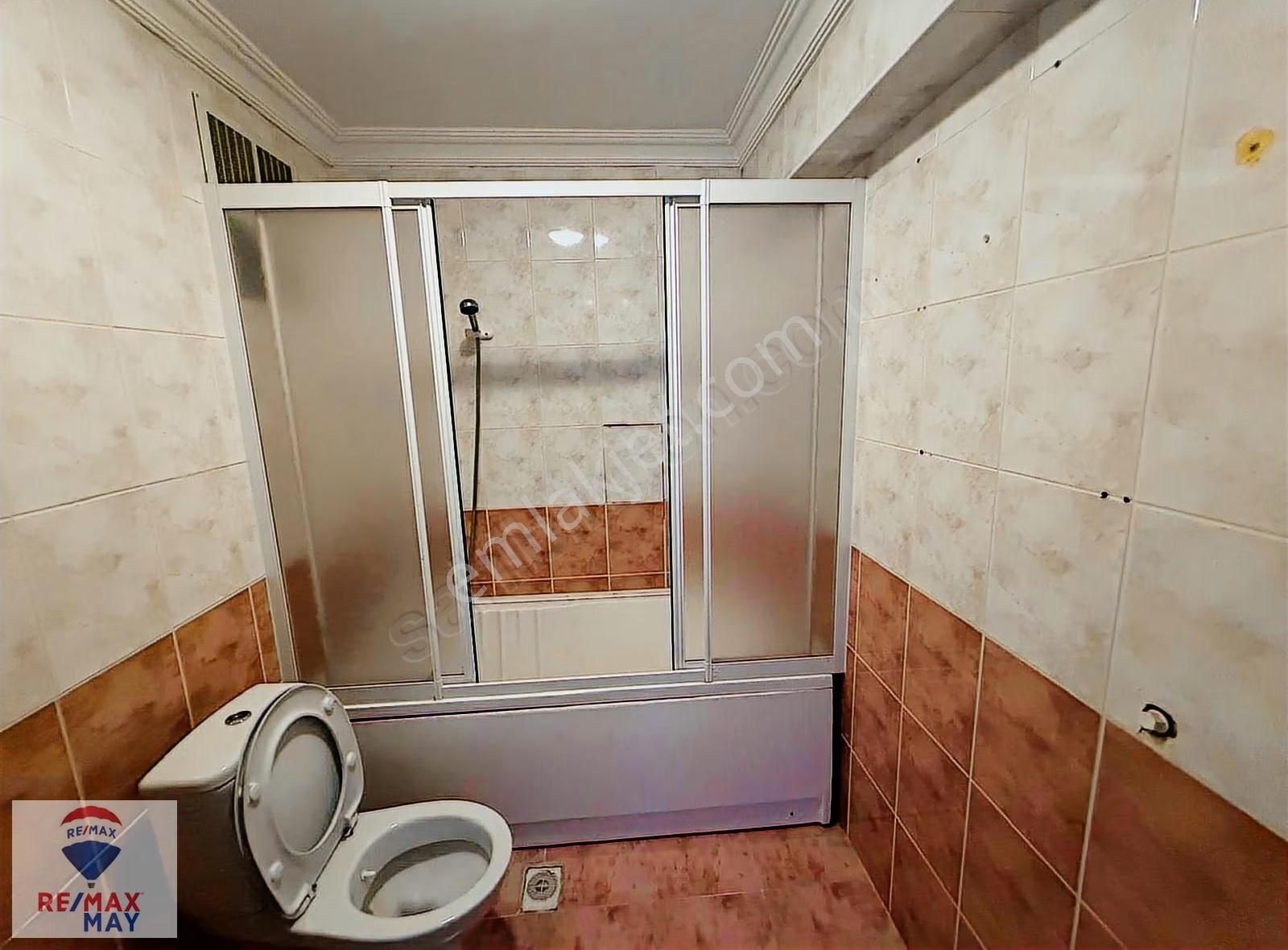 Yukarı Dikmen Mahallesinde 3+1 Kiralık Daire - Görsel 12
