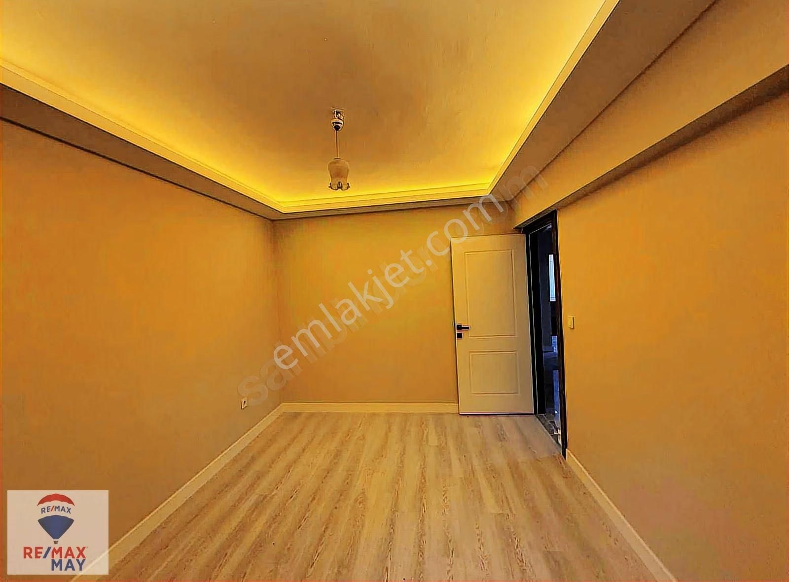 Dikmen Caddesinde İçi Full Yapılı 3+1 Satılık Daire - Görsel 10