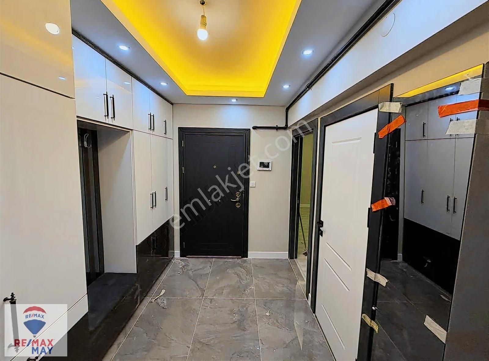 Dikmen Caddesinde İçi Full Yapılı 3+1 Satılık Daire - Görsel 11