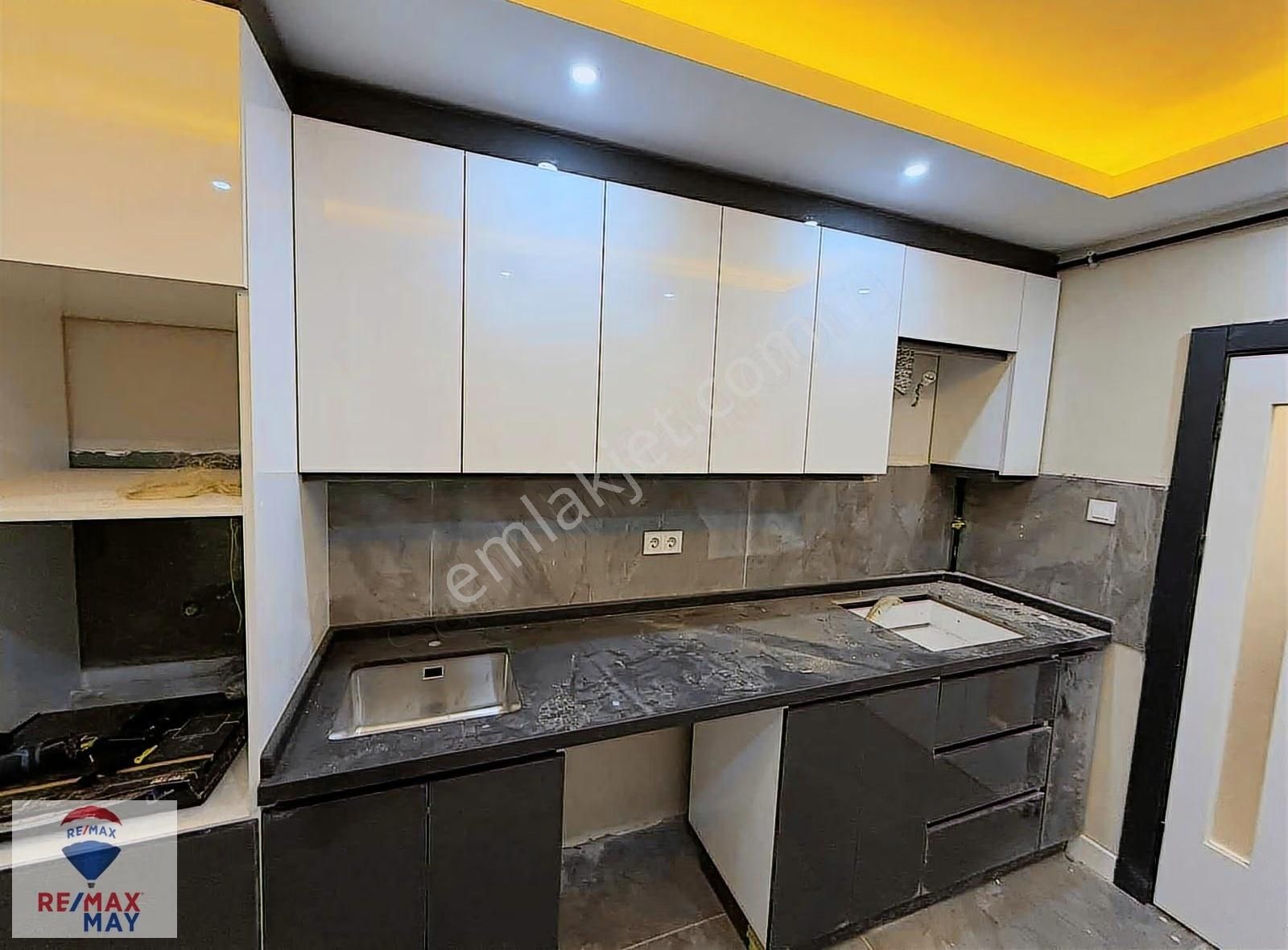 Dikmen Caddesinde İçi Full Yapılı 3+1 Satılık Daire - Görsel 9