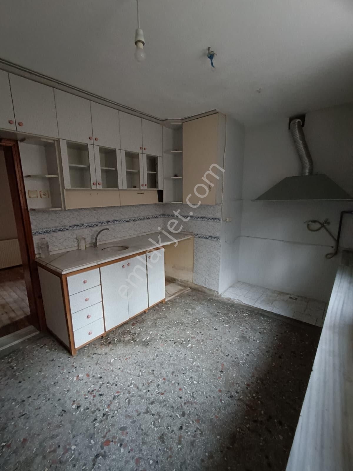 İsa Kavak Gayrimenkul’den Meram/dere’de Kombili 3+1 Kiralık Daire - Görsel 6