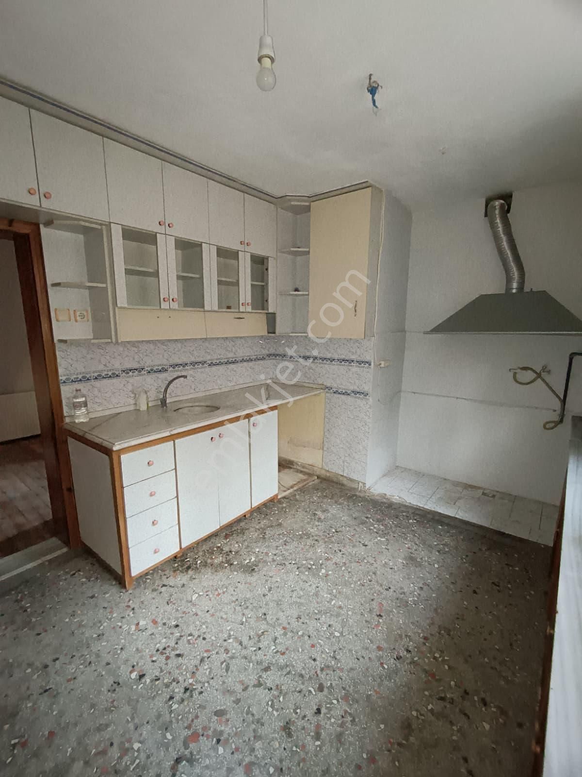 İsa Kavak Gayrimenkul’den Meram/dere’de Kombili 3+1 Kiralık Daire - Görsel 19