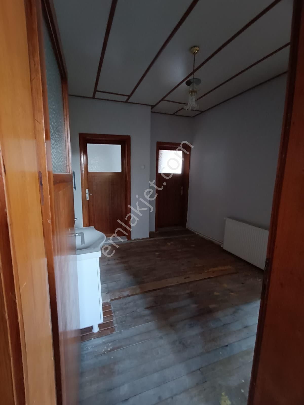 İsa Kavak Gayrimenkul’den Meram/dere’de Kombili 3+1 Kiralık Daire - Görsel 23