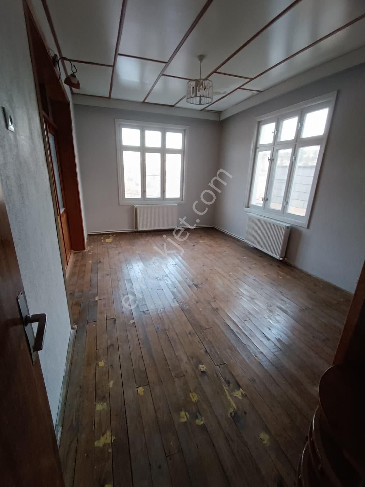 İsa Kavak Gayrimenkul’den Meram/dere’de Kombili 3+1 Kiralık Daire - Görsel 12