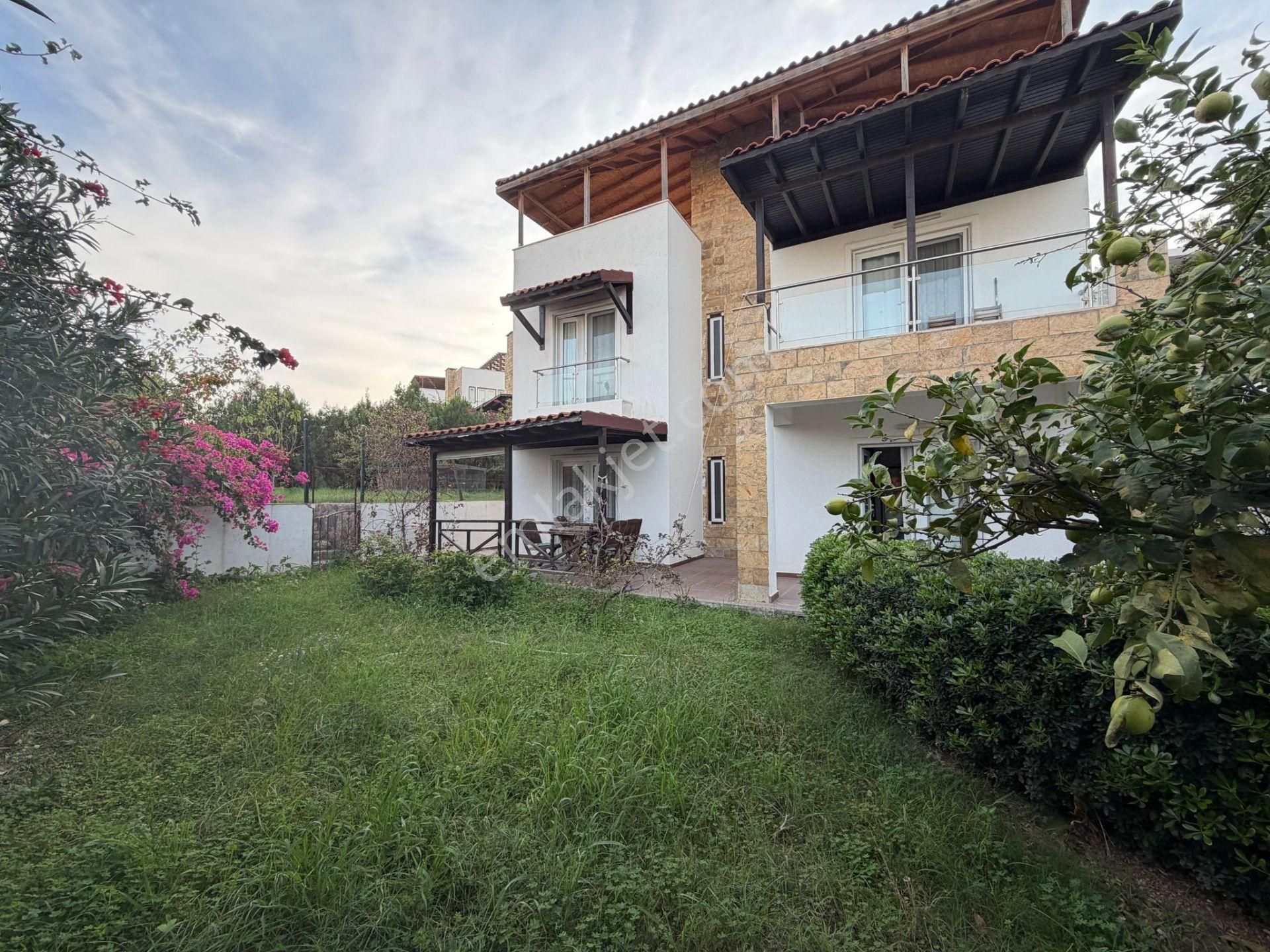 Küçükbük Royal Garden'da Doğa Ve Denizle İç İçe Müstakil Yaşam - Görsel 2