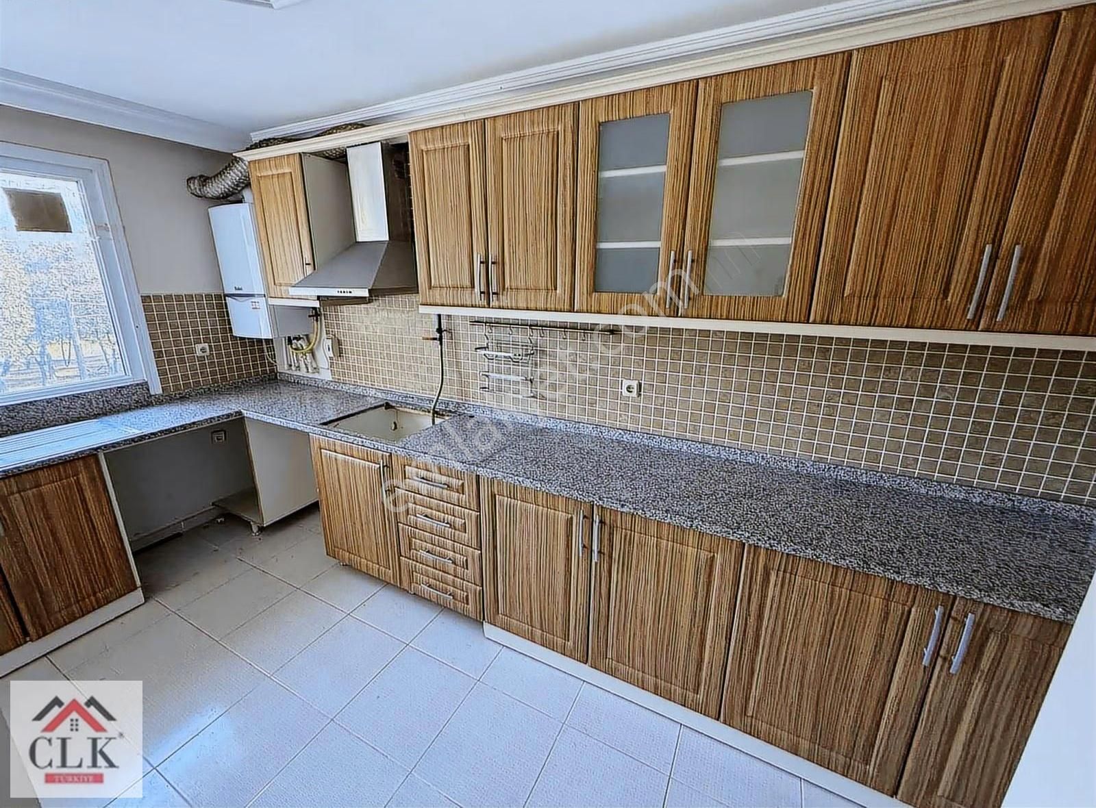 Çamlık Mahallesin'de Yürüyüş Yolu Üzerin'de Satılık 2+1 Daire - Görsel 7