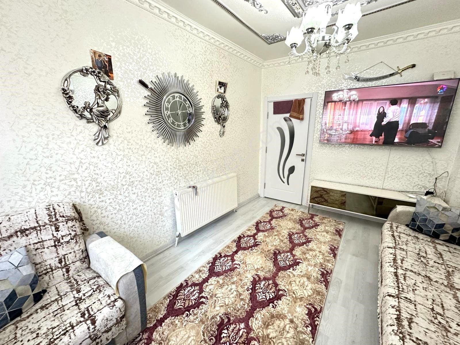 Has Seba'da Tevfikbey'de 2+1 Masrafsız 33m2 Hisseye Sahip Dairee - Görsel 5