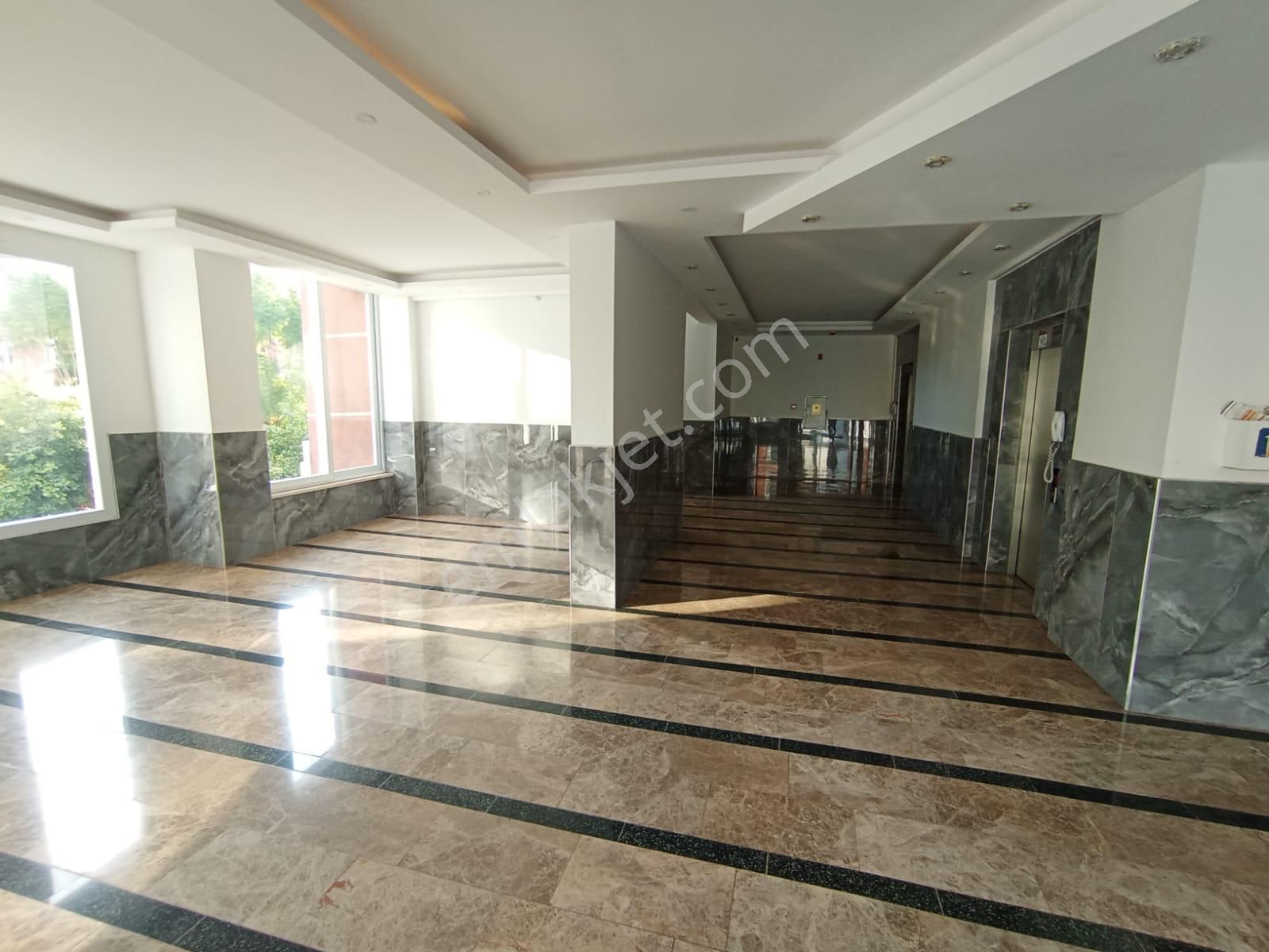 Remax Toros'tan Akdeniz Mah'de Full+full Satılık 3+1 Daire - Görsel 26