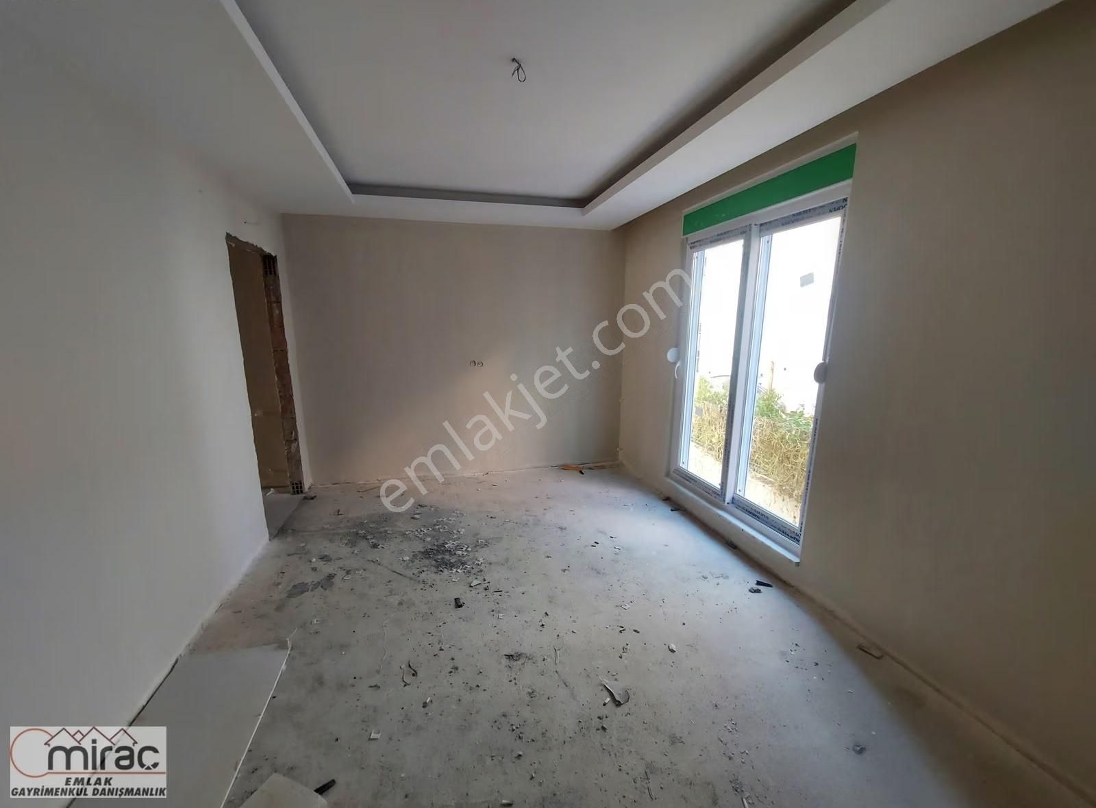 Çağlayan Mahallesinde Garaj Üstü 1.kat Sıfır 2+1 Daire - Görsel 10