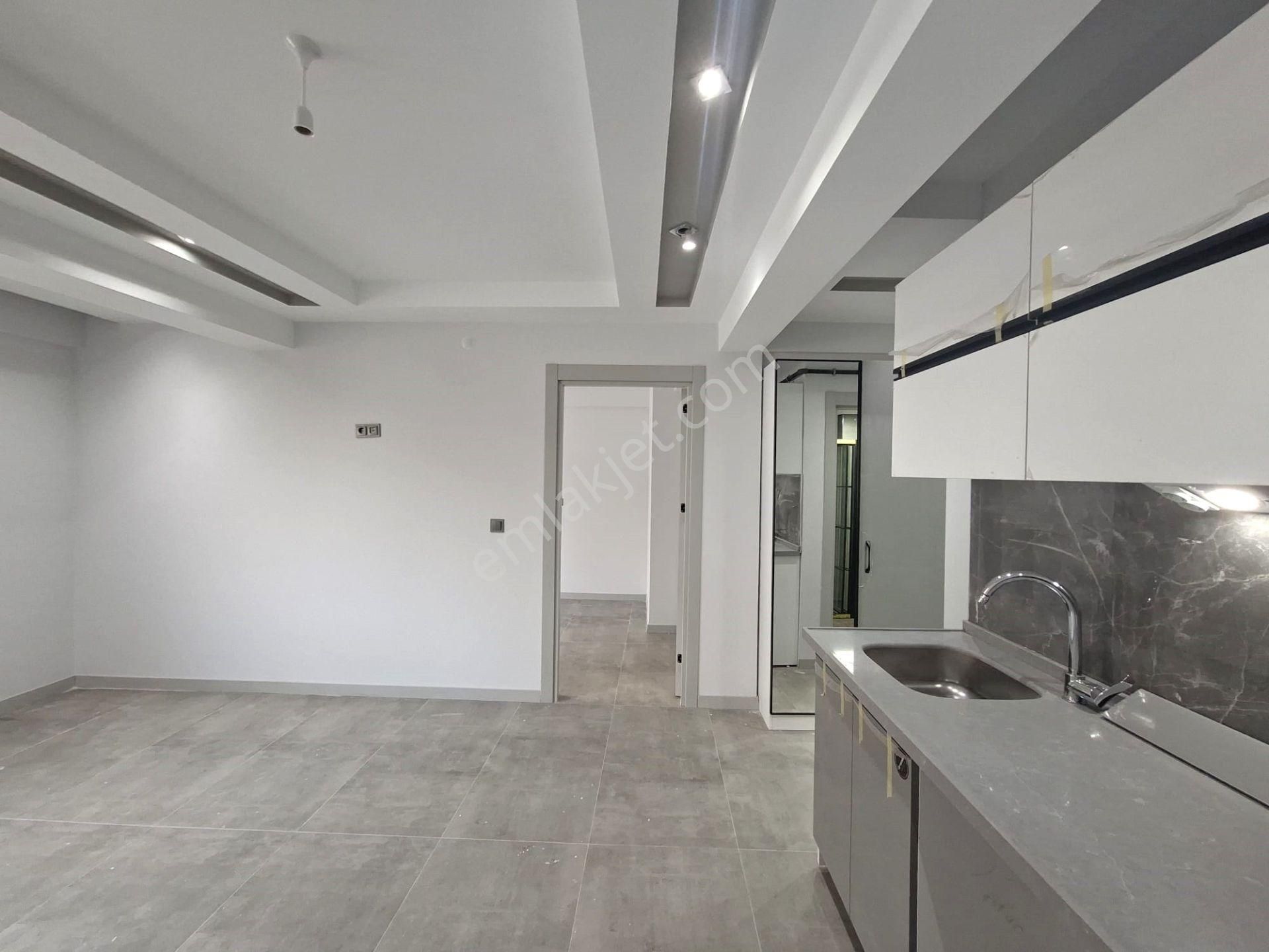 Recep Ümit Emlak'tan Şarhöyük Mah. Büyük Park Yakınında Satılık Geniş Ferah Lux 1+1 Daireler - Görsel 6