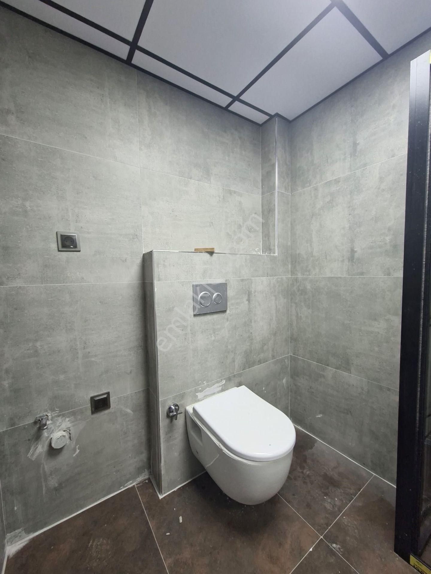 Recep Ümit Emlak'tan Şarhöyük Mah. Büyük Park Yakınında Satılık Geniş Ferah Lux 1+1 Daireler - Görsel 22