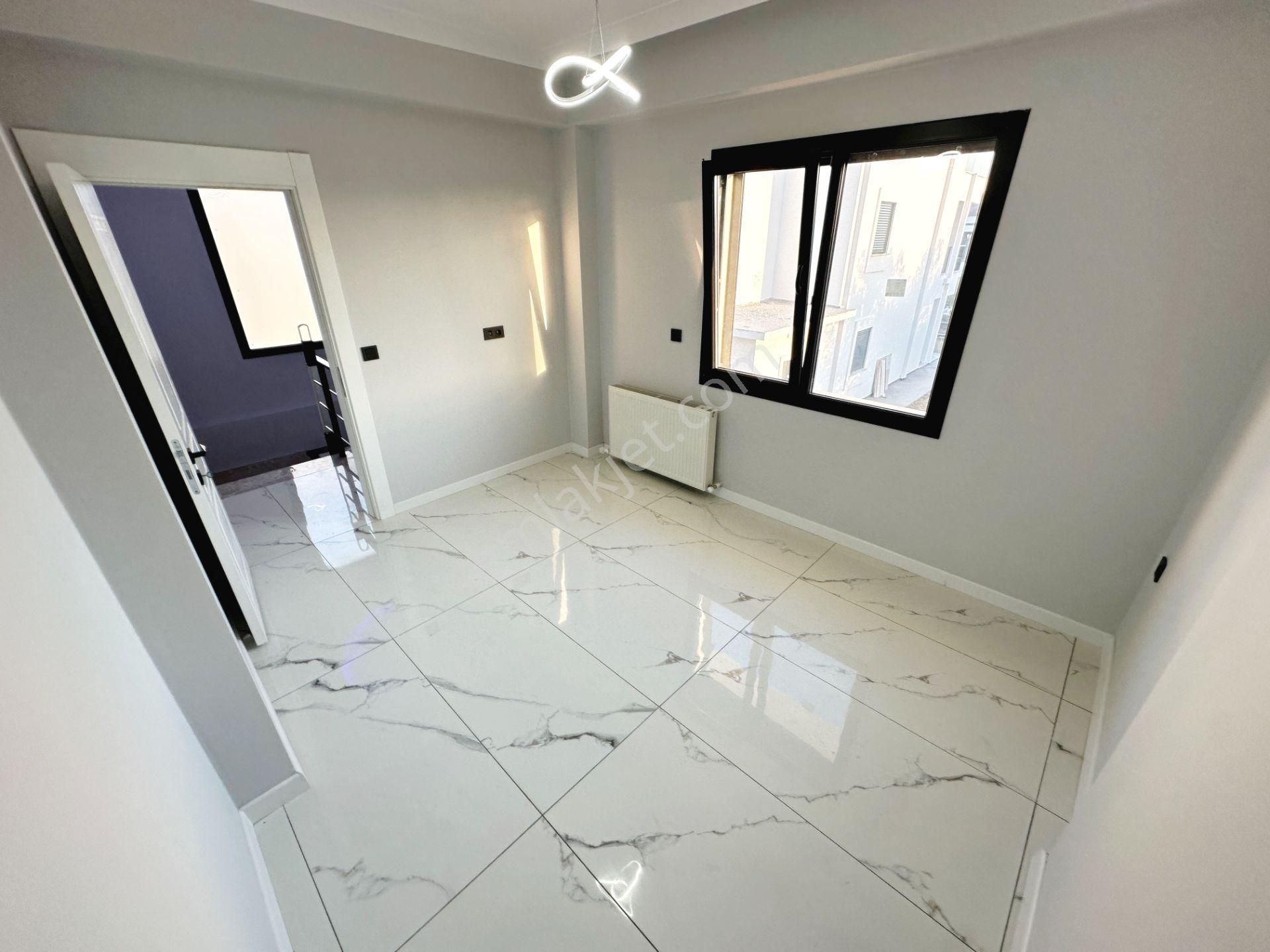 Ayanğlundan Gürede Deniz Tarafında Kusursuz İşçilikli Ayrı Mutfaklı 4+1 Satılık Villa - Görsel 30